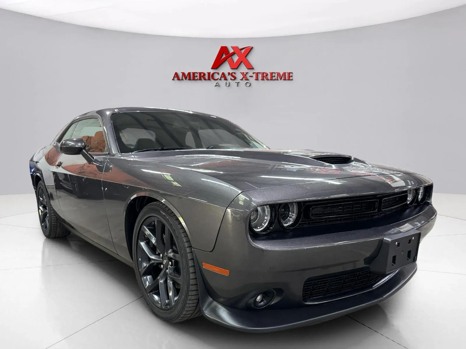 Dodge Challenger photo 10