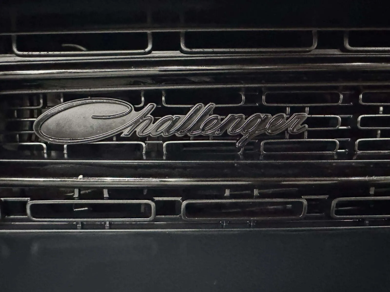 Dodge Challenger photo 17
