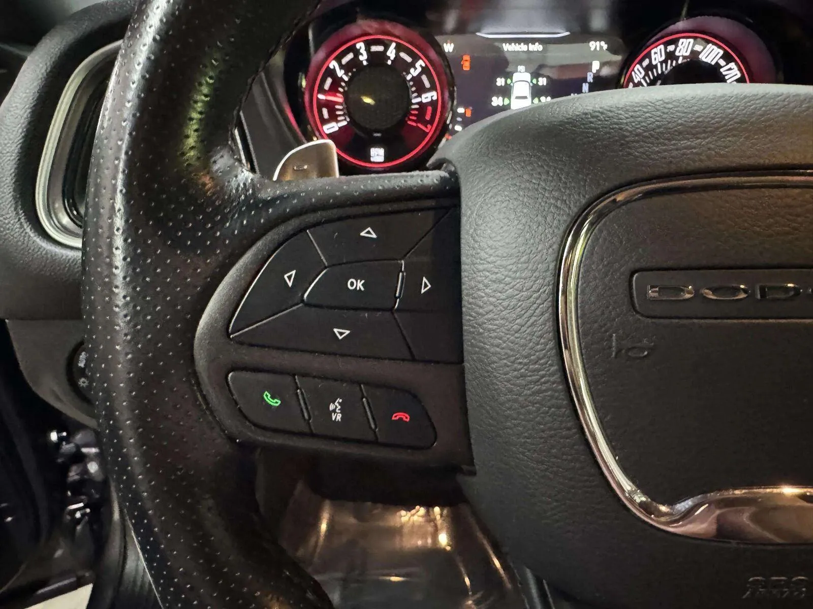Dodge Challenger photo 26