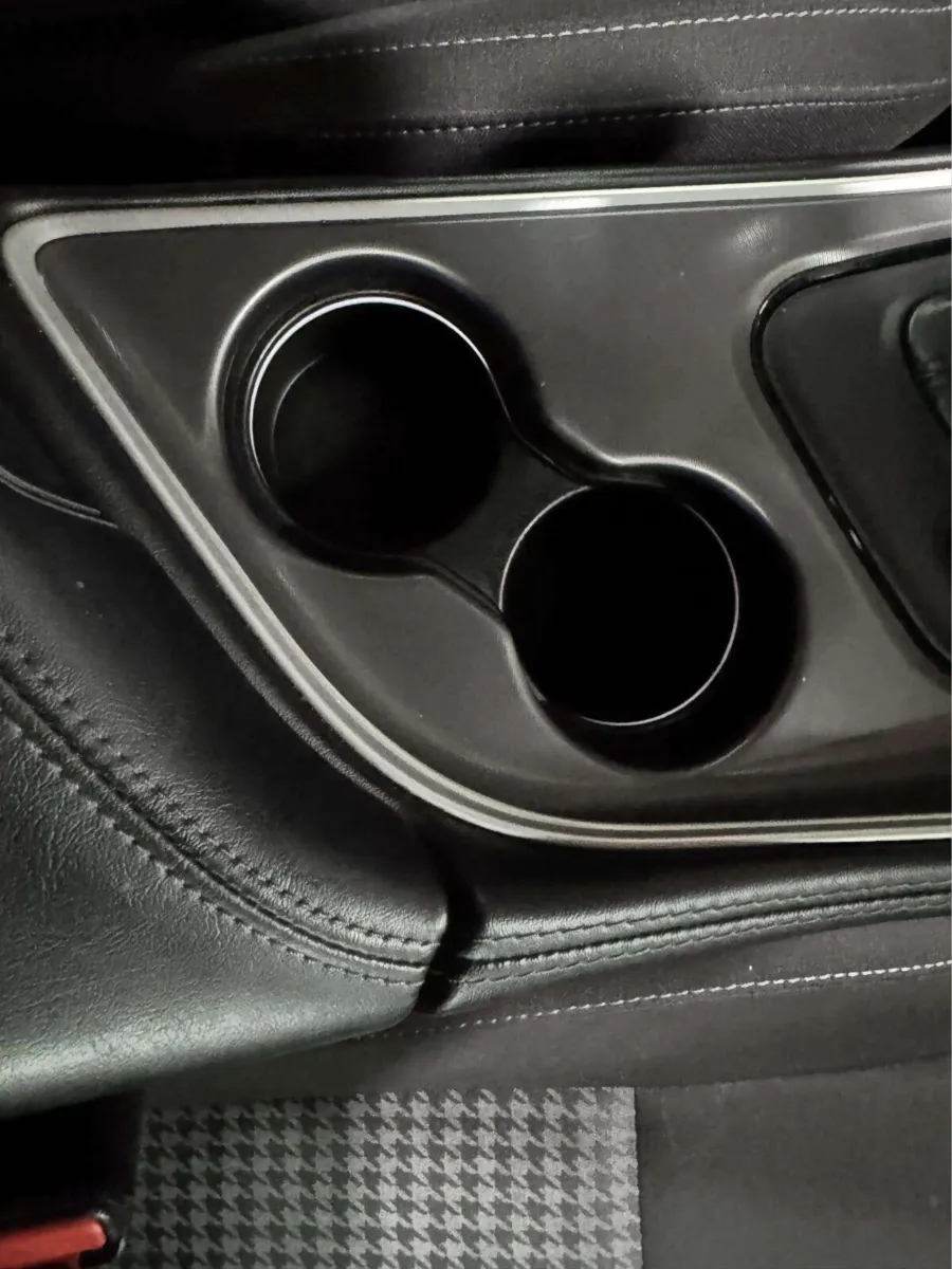 Dodge Challenger photo 34