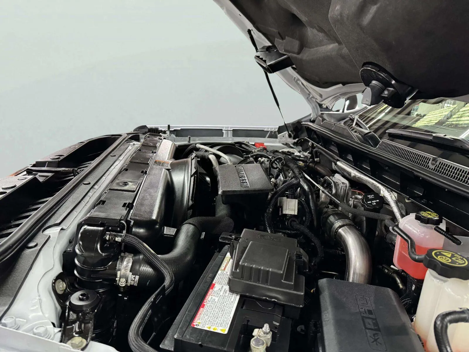 GMC Sierra photo 15