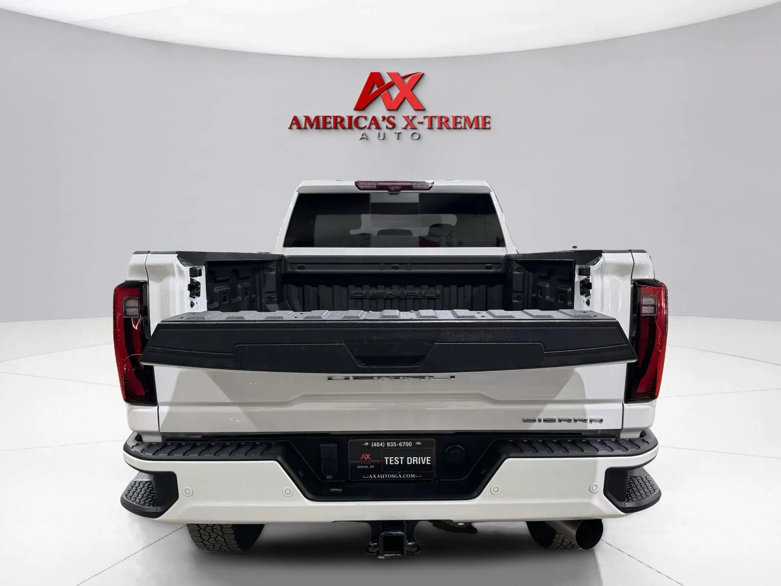 GMC Sierra photo 18
