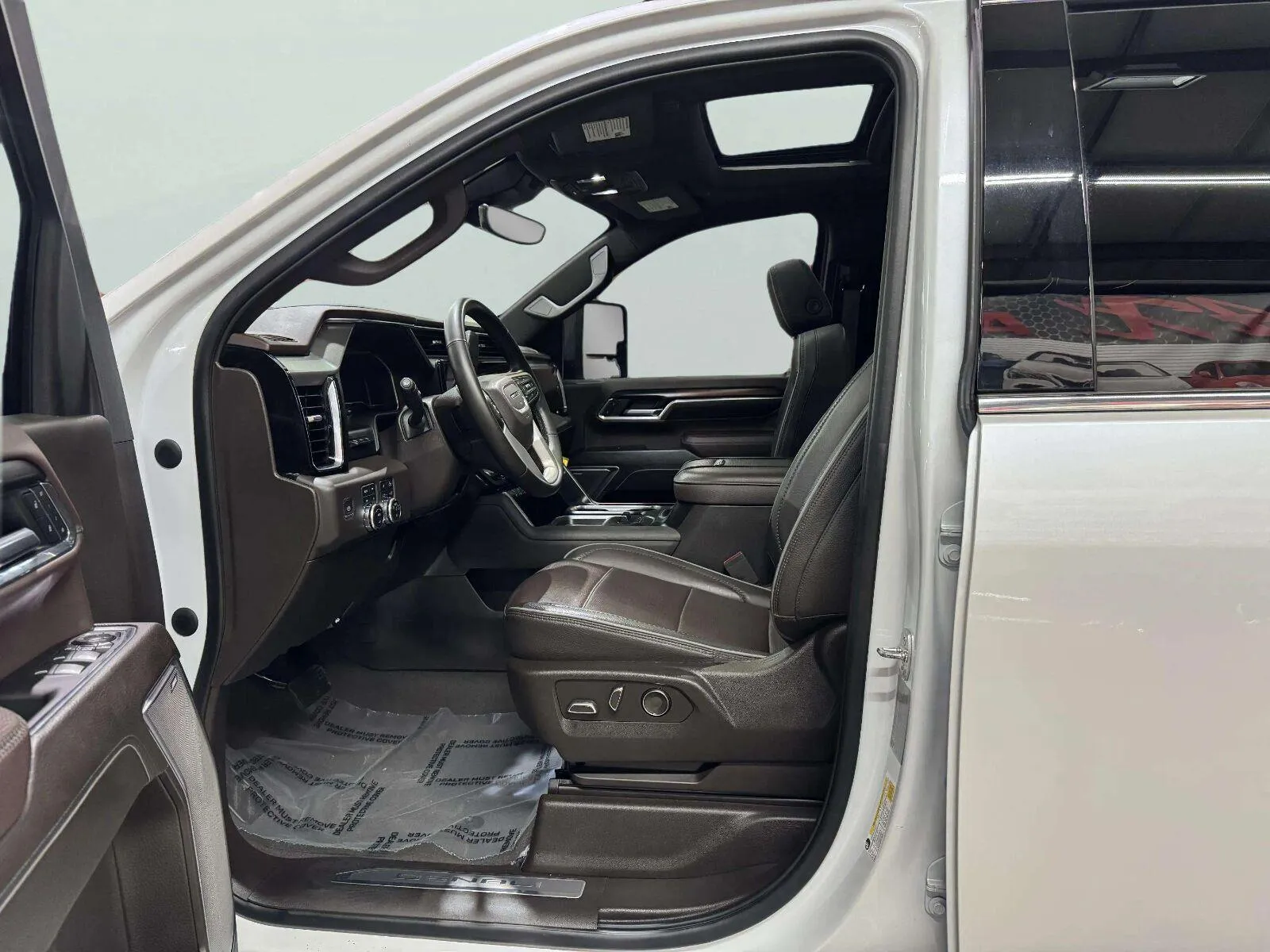 GMC Sierra photo 26