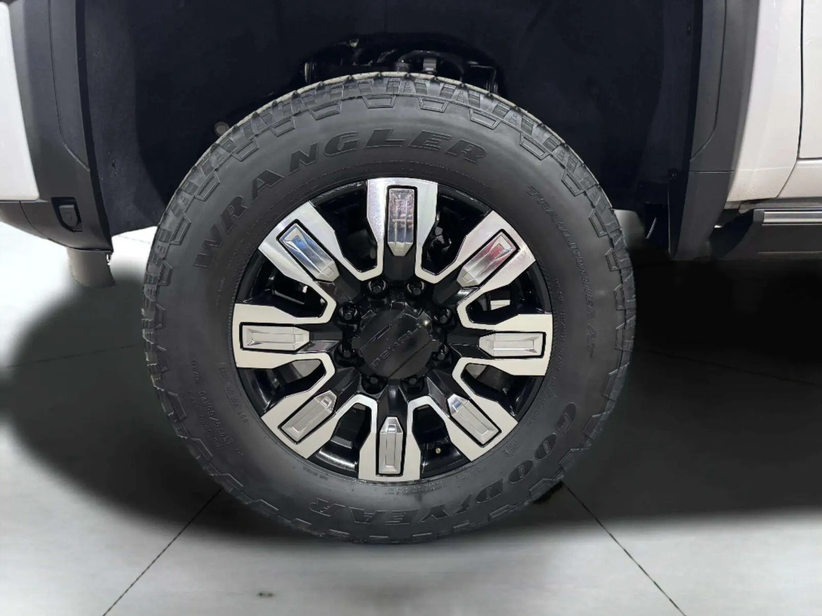 GMC Sierra photo 49