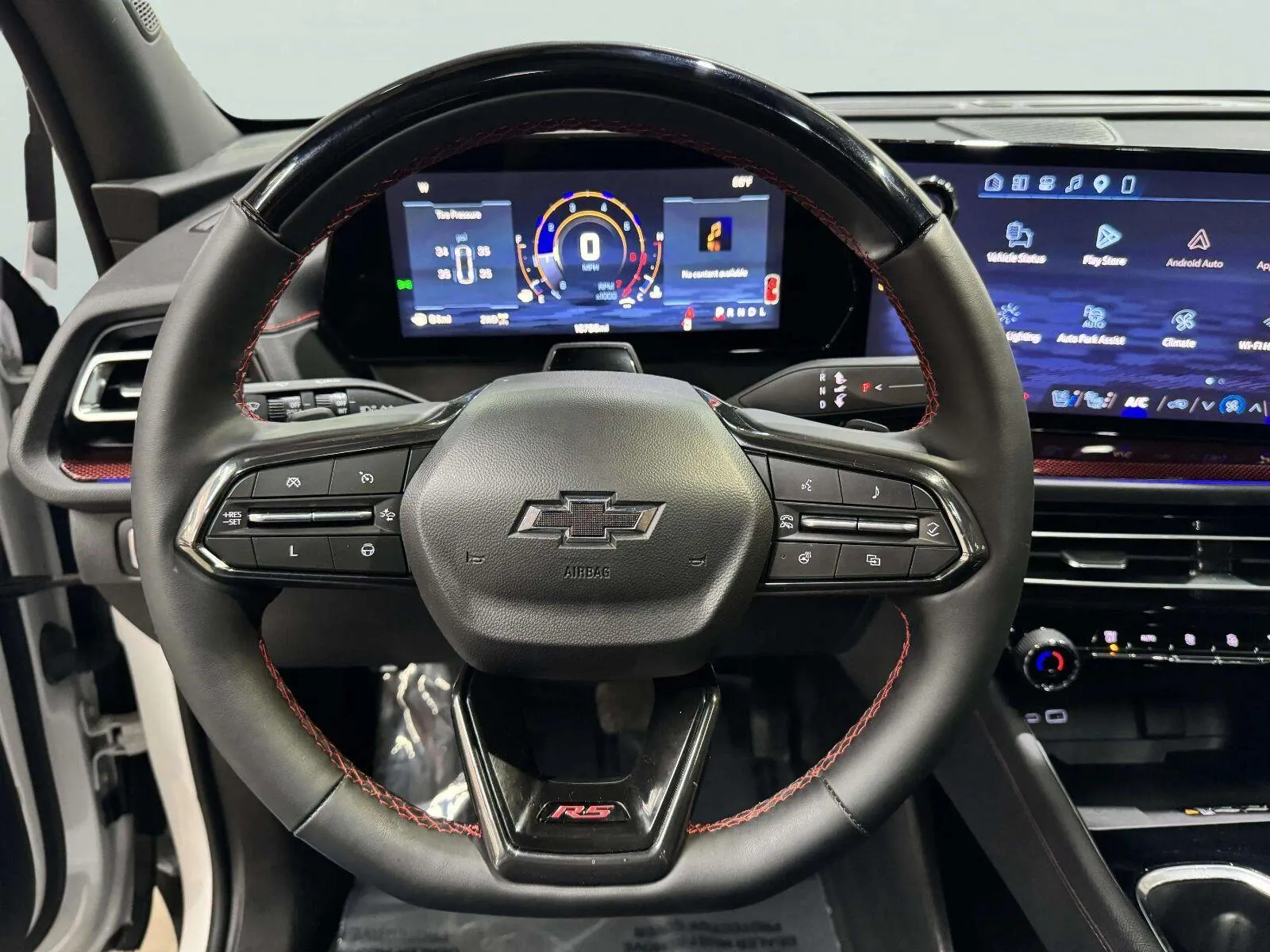 Chevrolet Traverse photo 18
