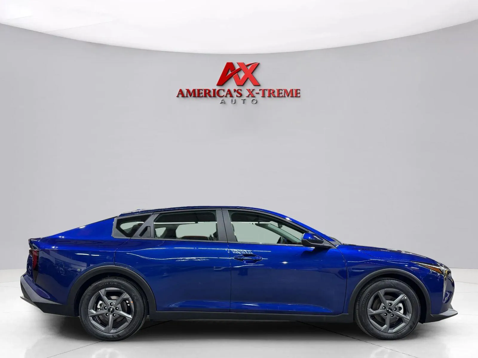Kia K4 photo 8