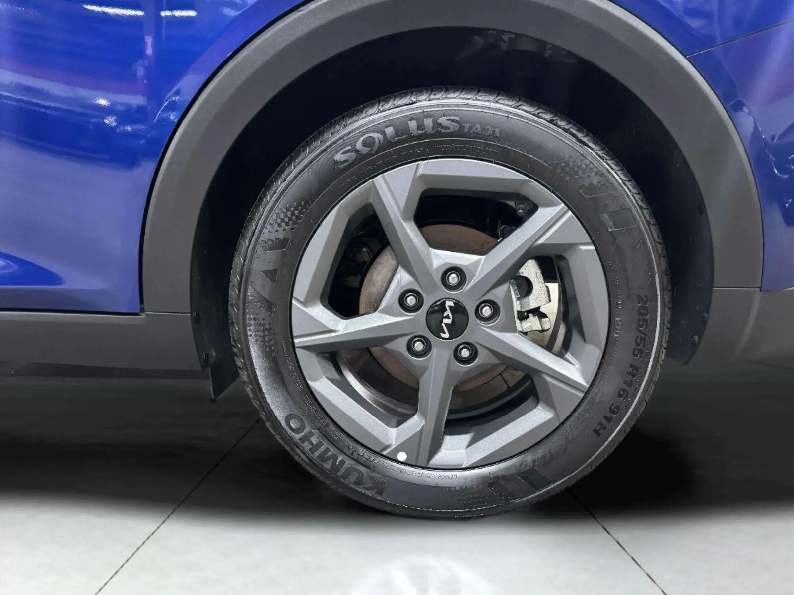 Kia K4 photo 39