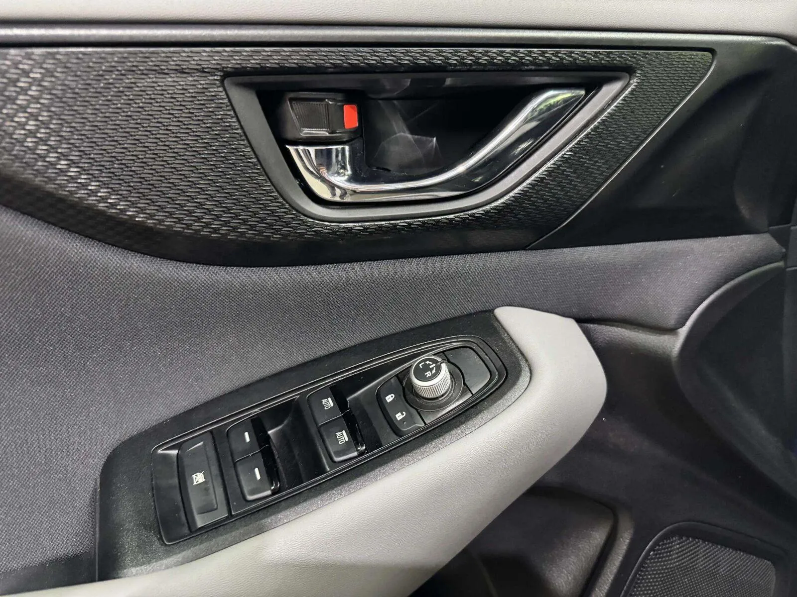 Subaru Outback photo 23