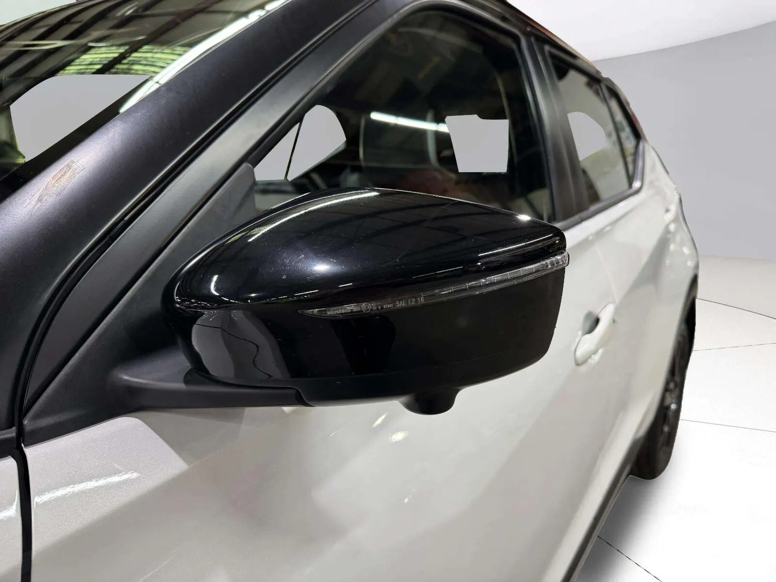 Nissan Kicks photo 12