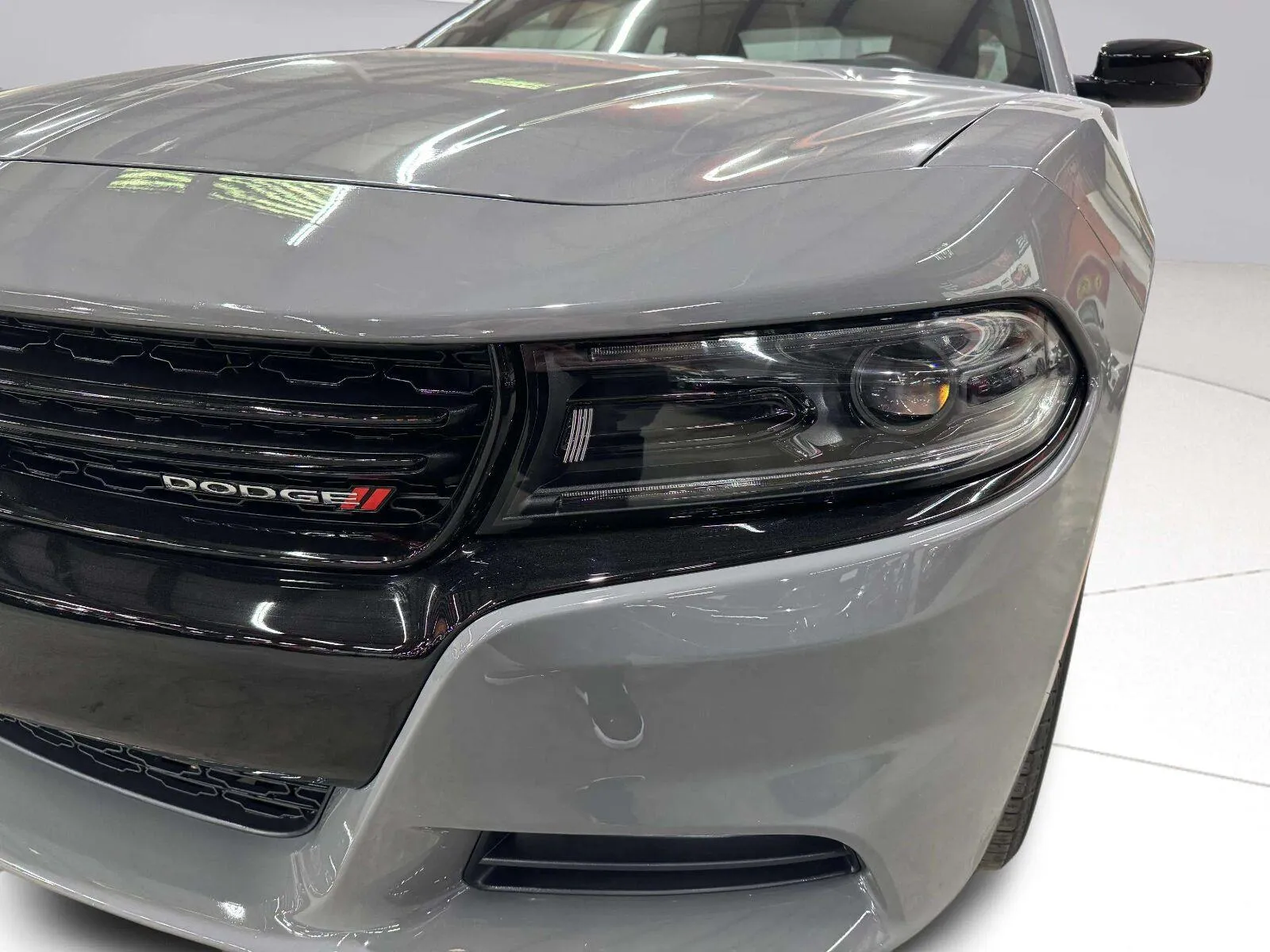 Dodge Charger photo 11