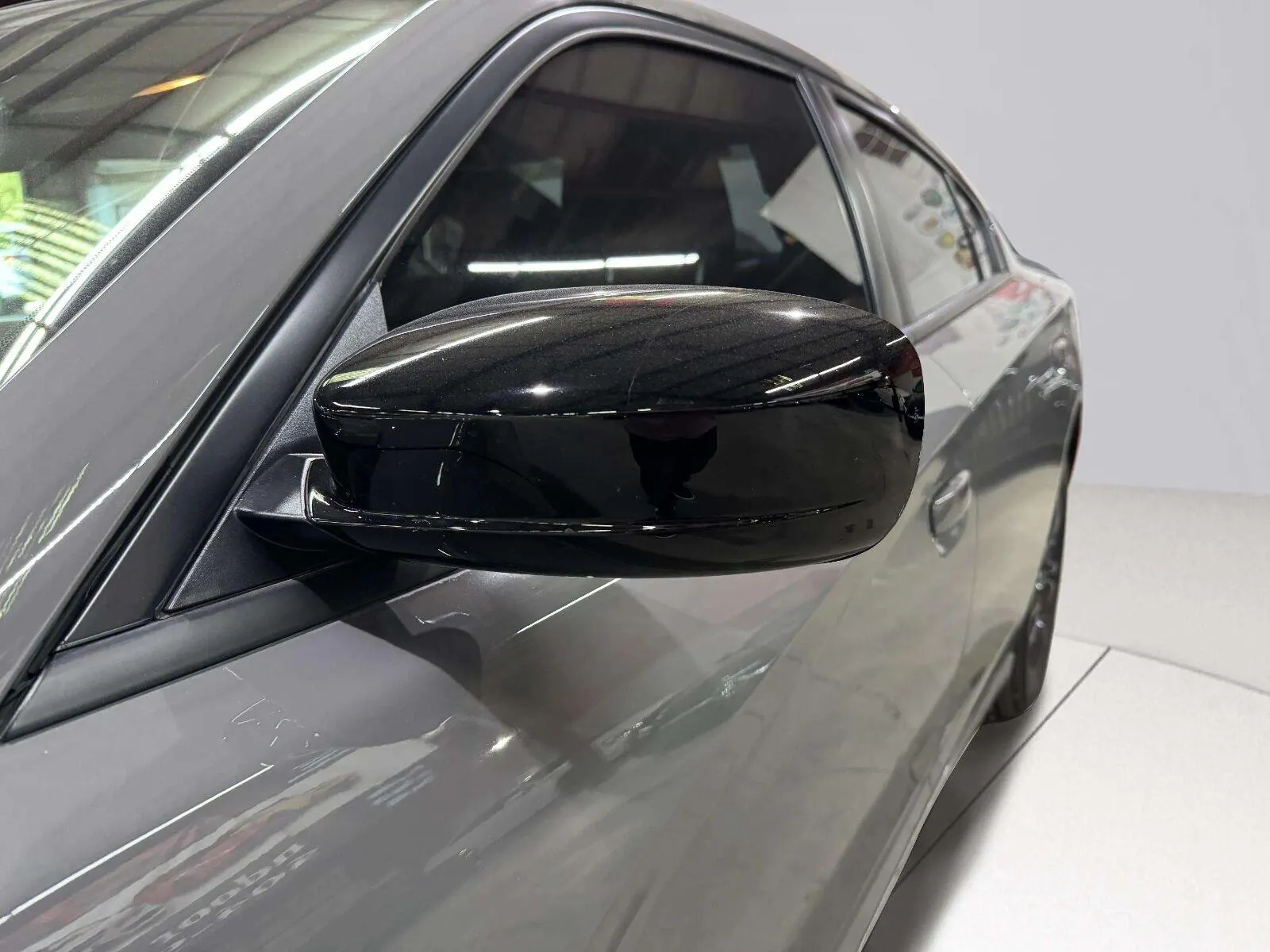 Dodge Charger photo 12