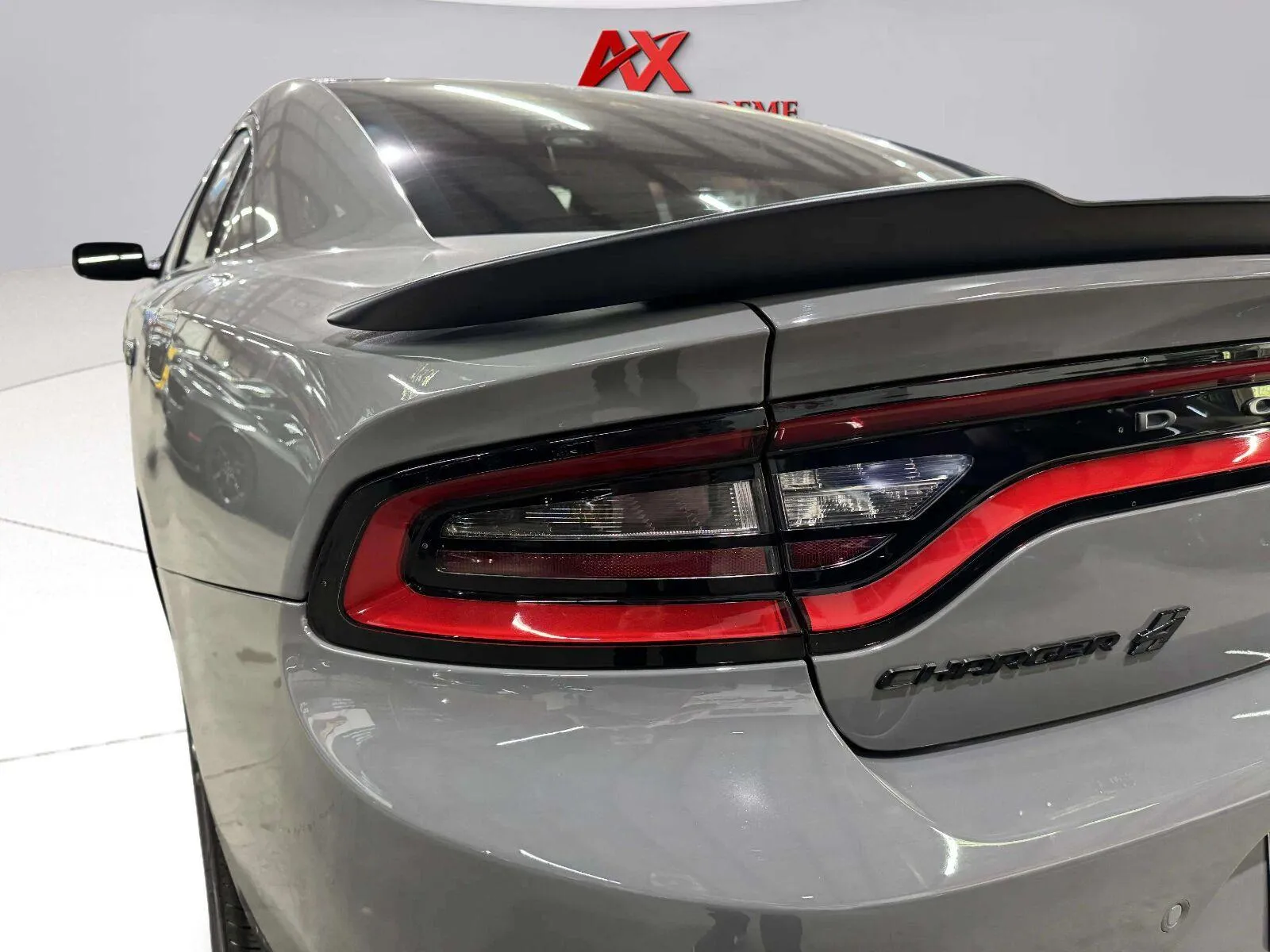 Dodge Charger photo 13