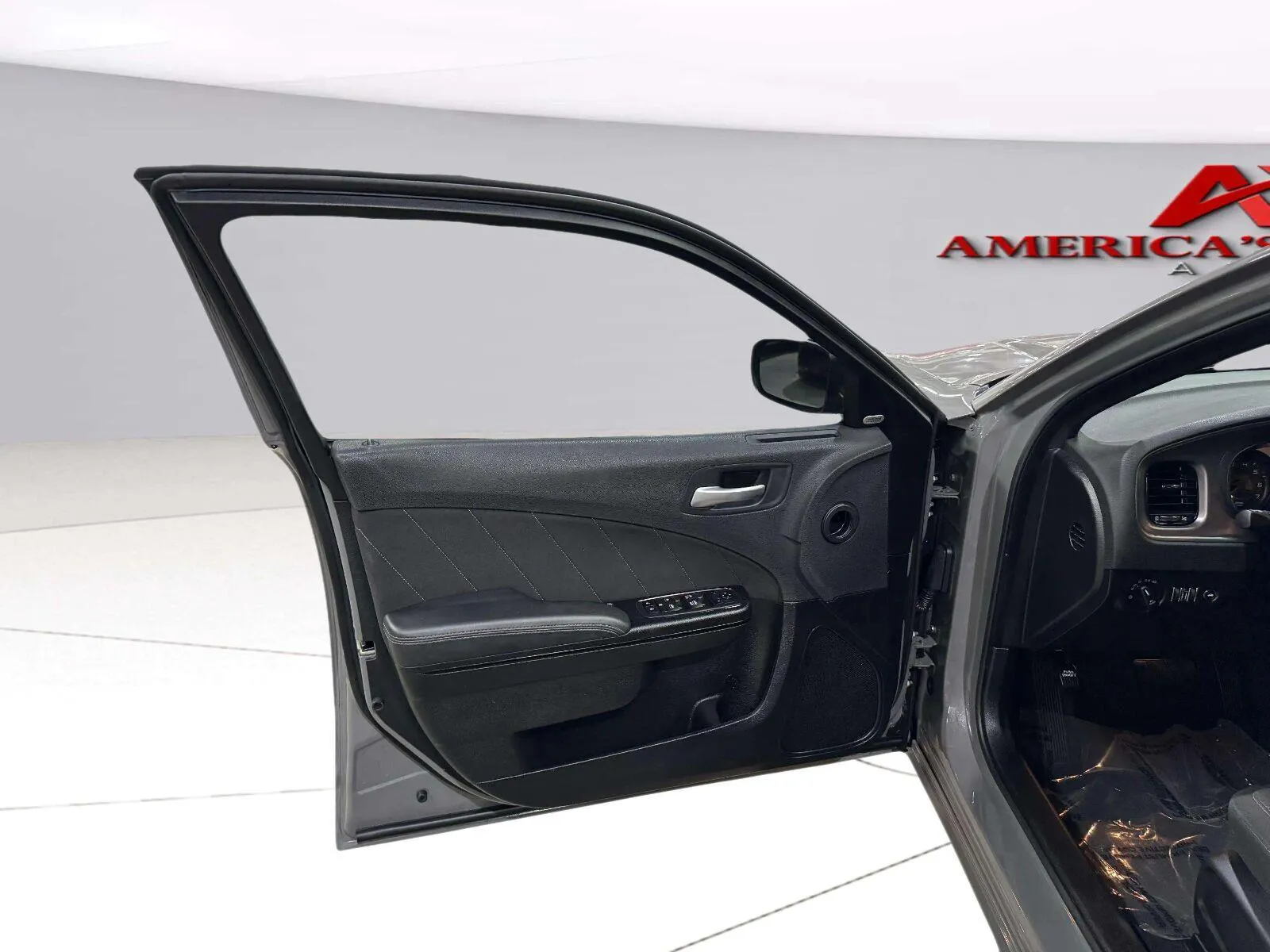 Dodge Charger photo 20