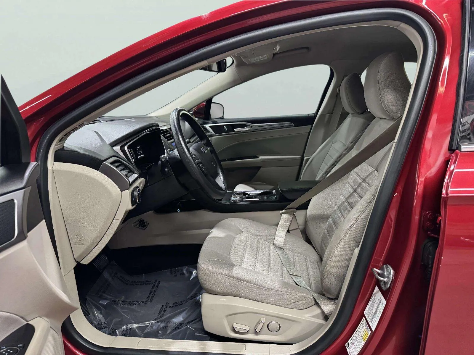 Ford Fusion photo 22