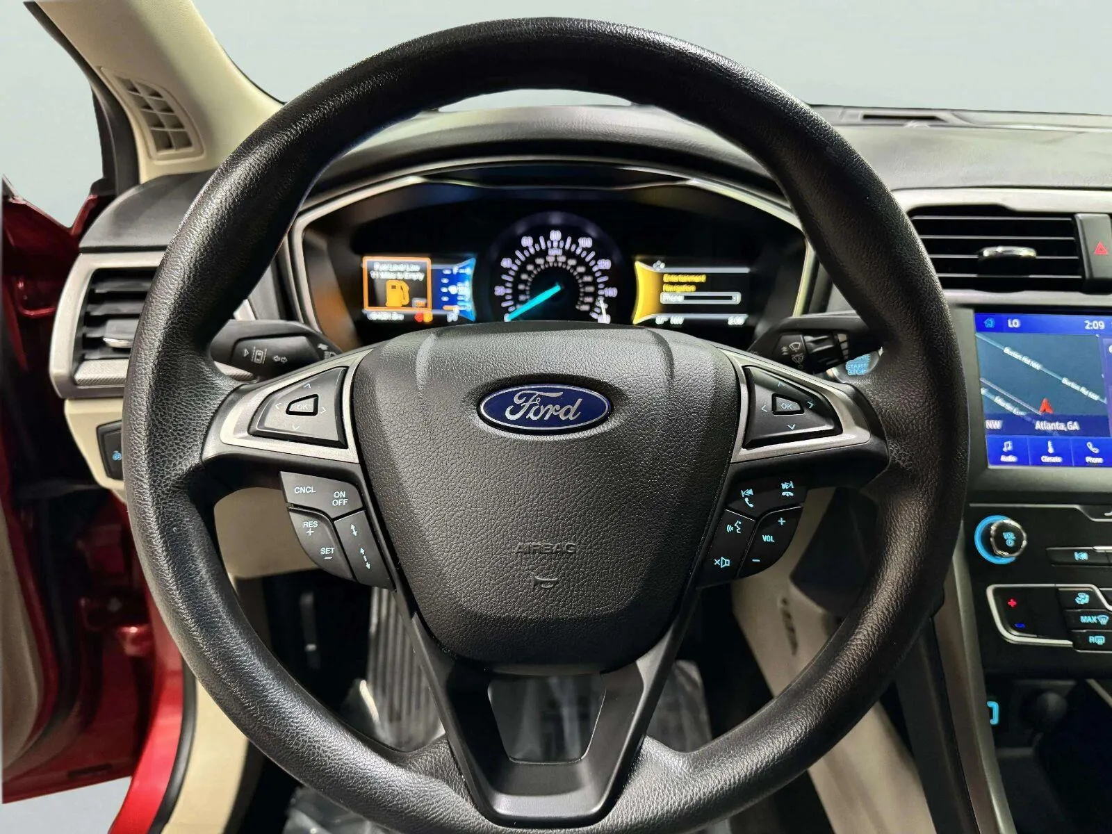 Ford Fusion photo 24