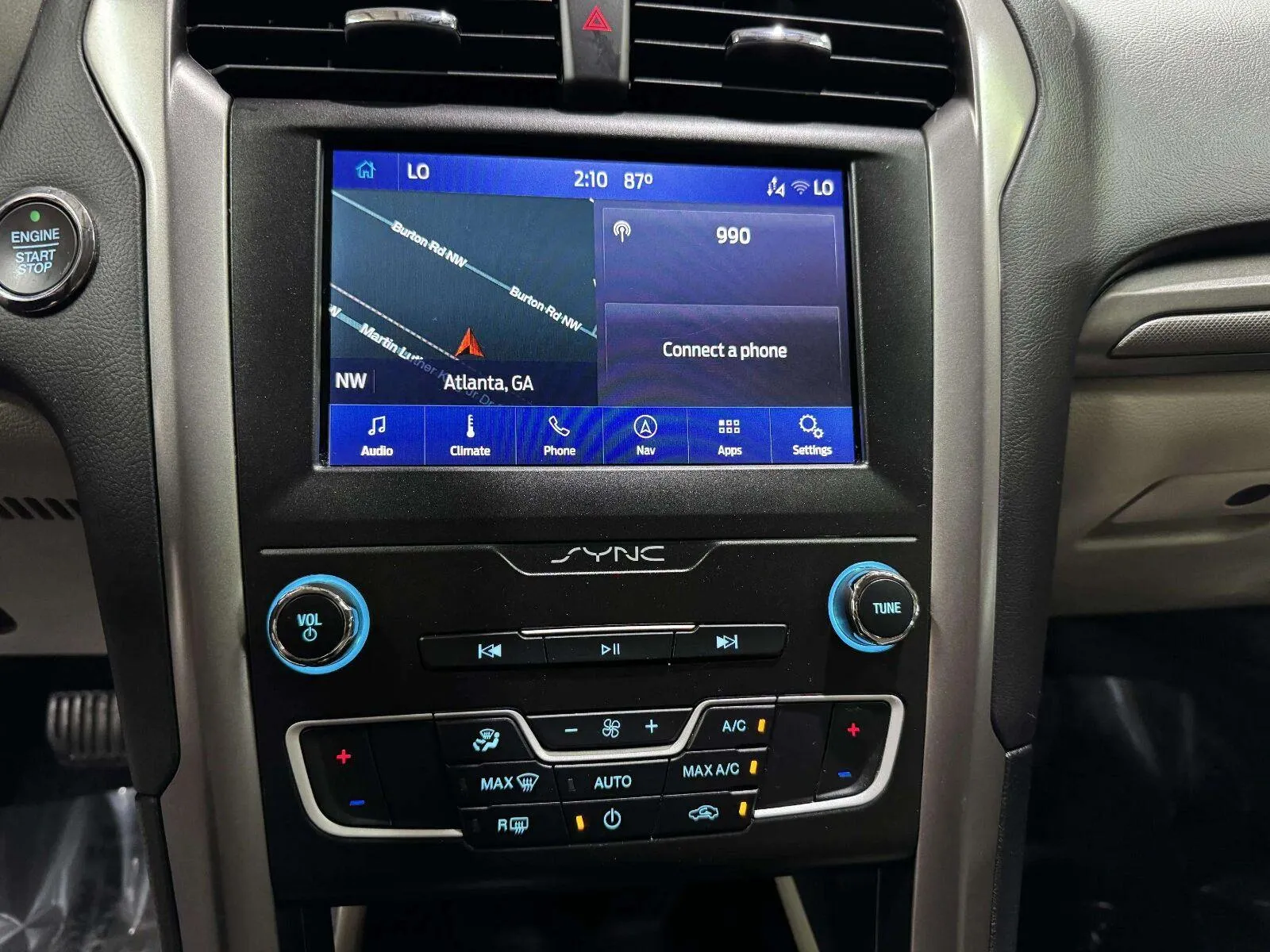Ford Fusion photo 27