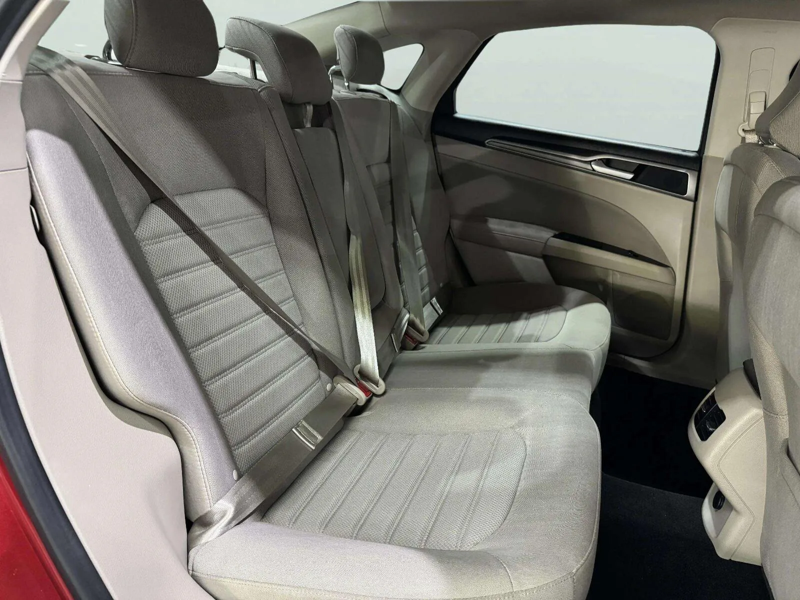 Ford Fusion photo 37