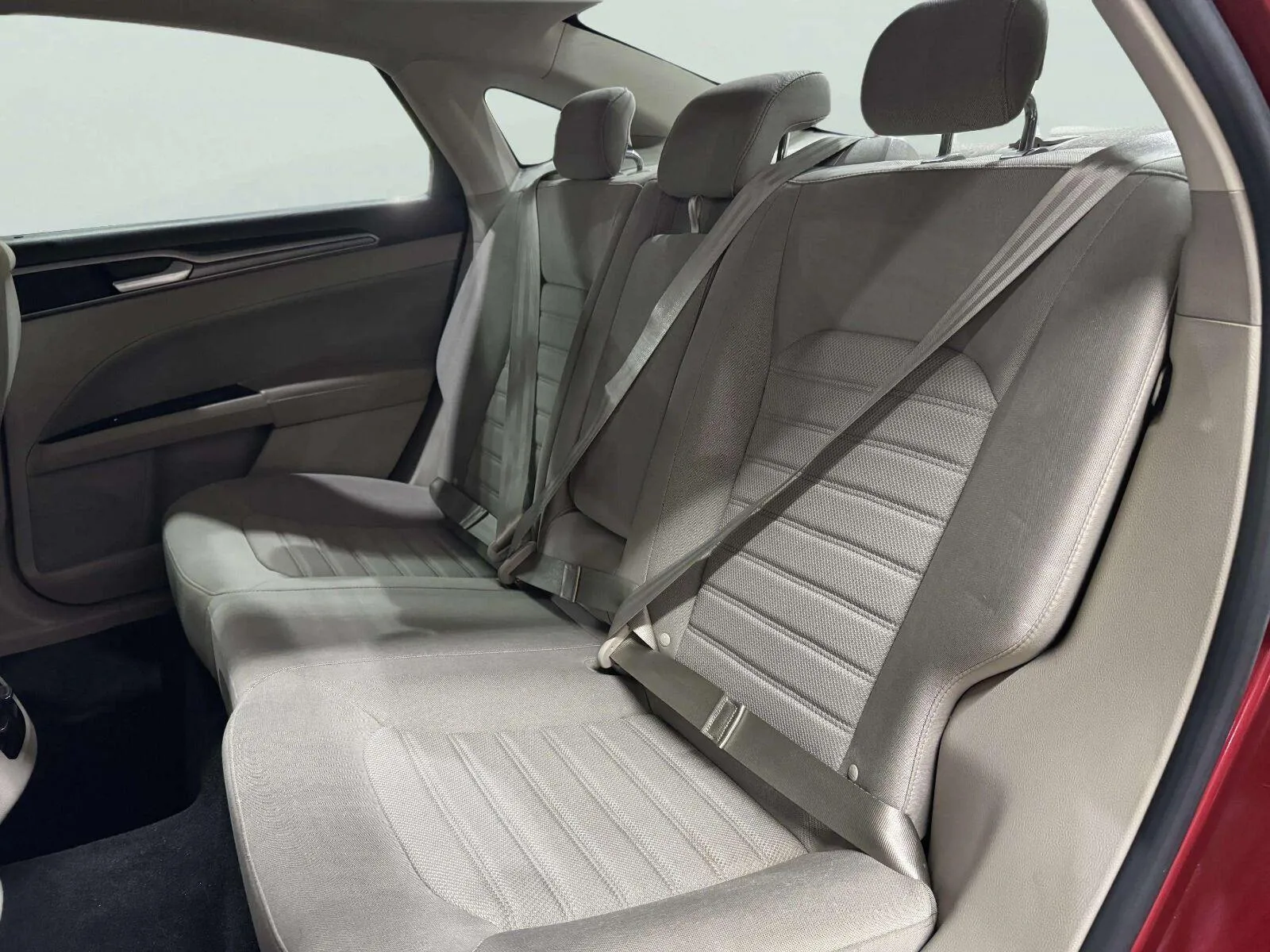Ford Fusion photo 39