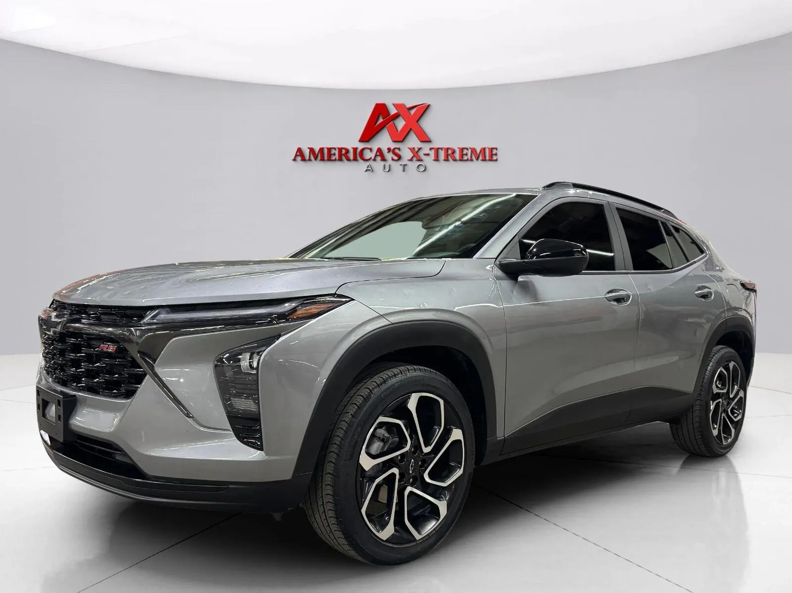 Chevrolet Trax photo 2