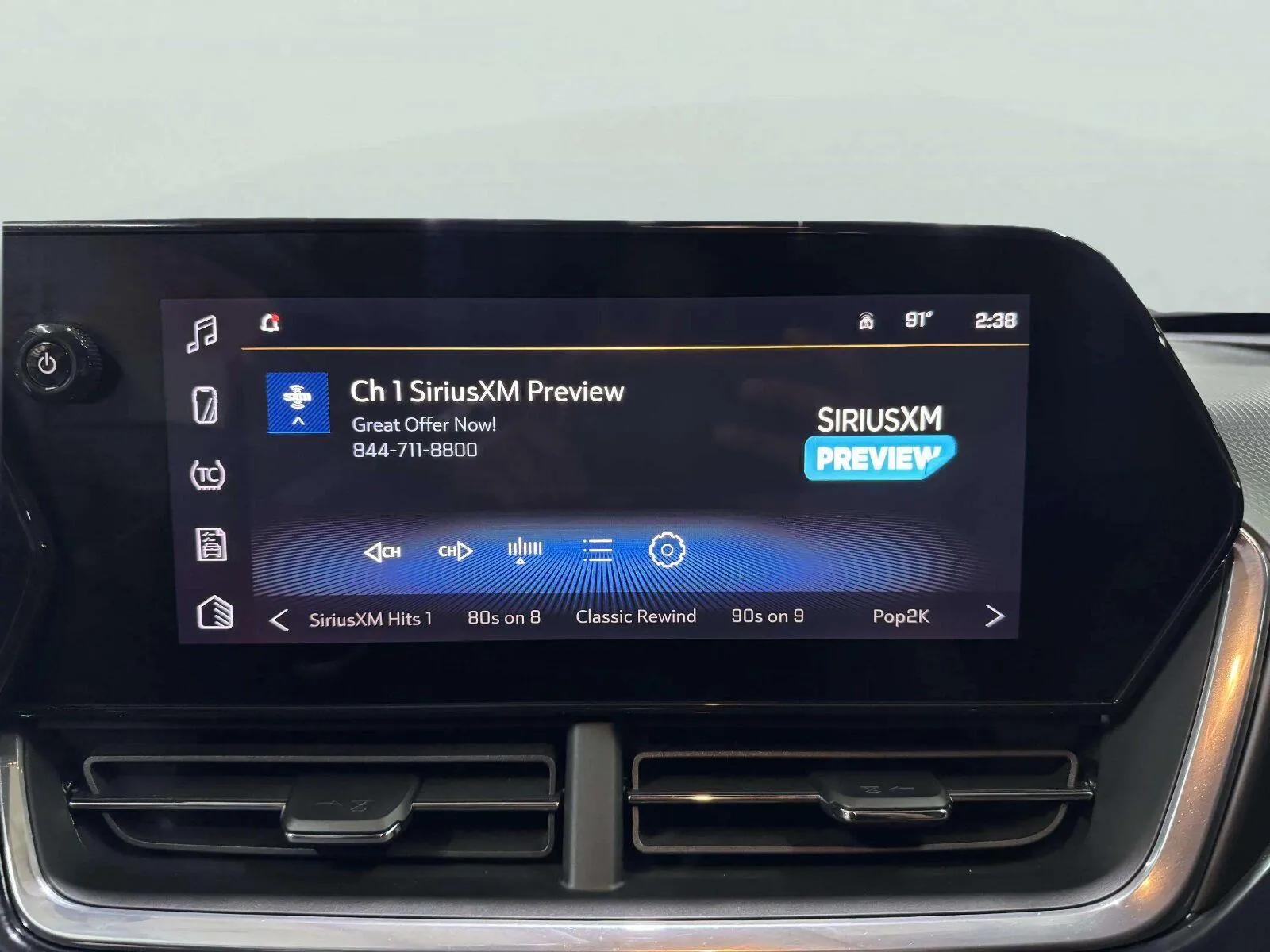 Chevrolet Trax photo 23