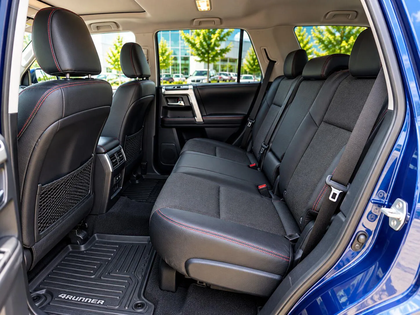 Toyota 4Runner photo 10