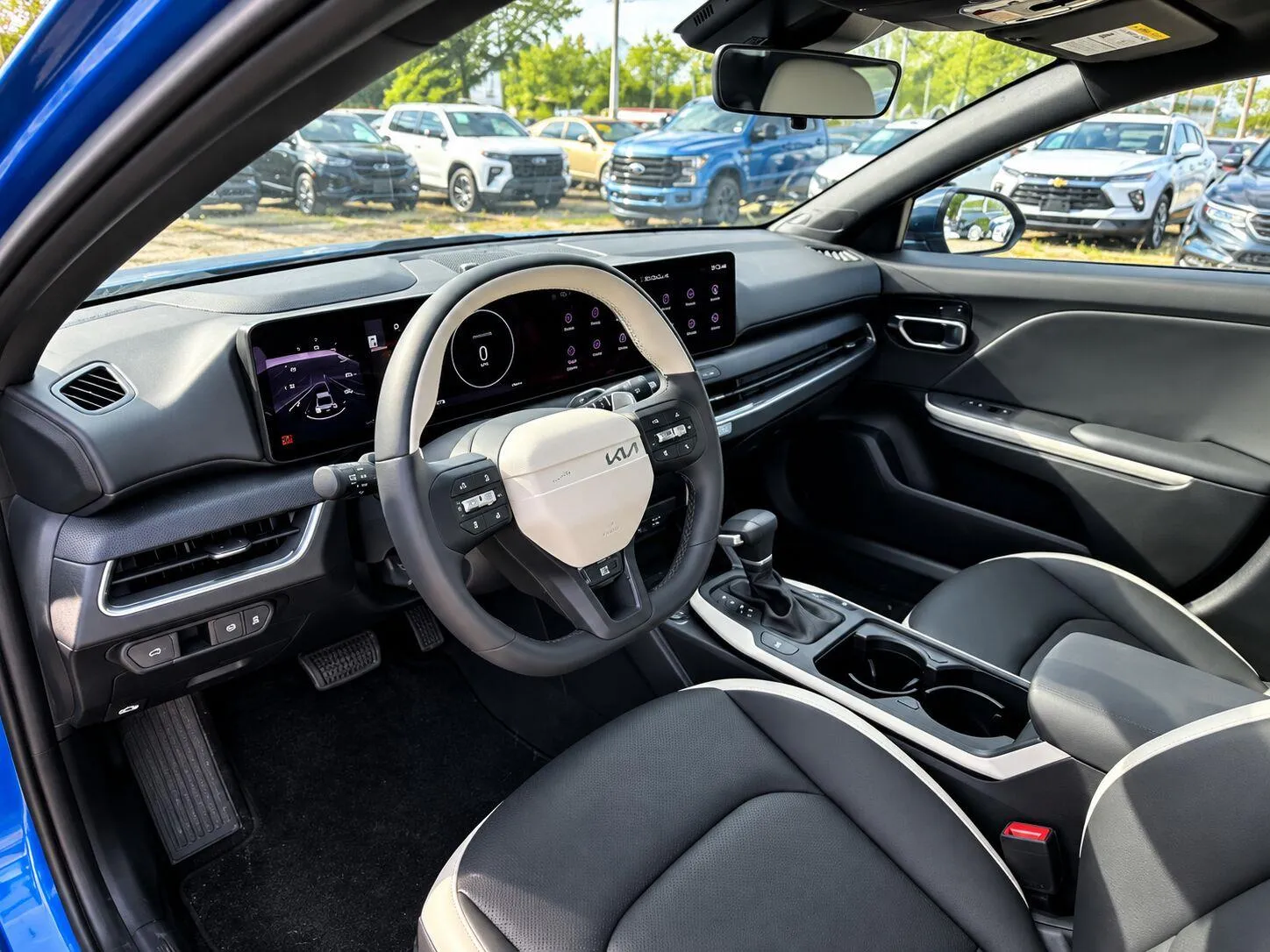 Kia K4 photo 12