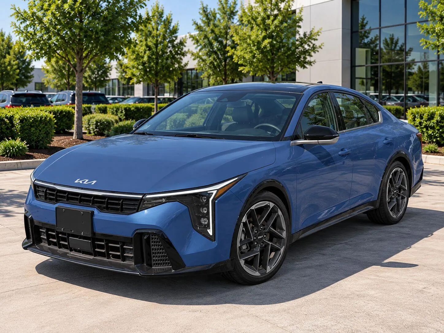 Kia K4 photo 2