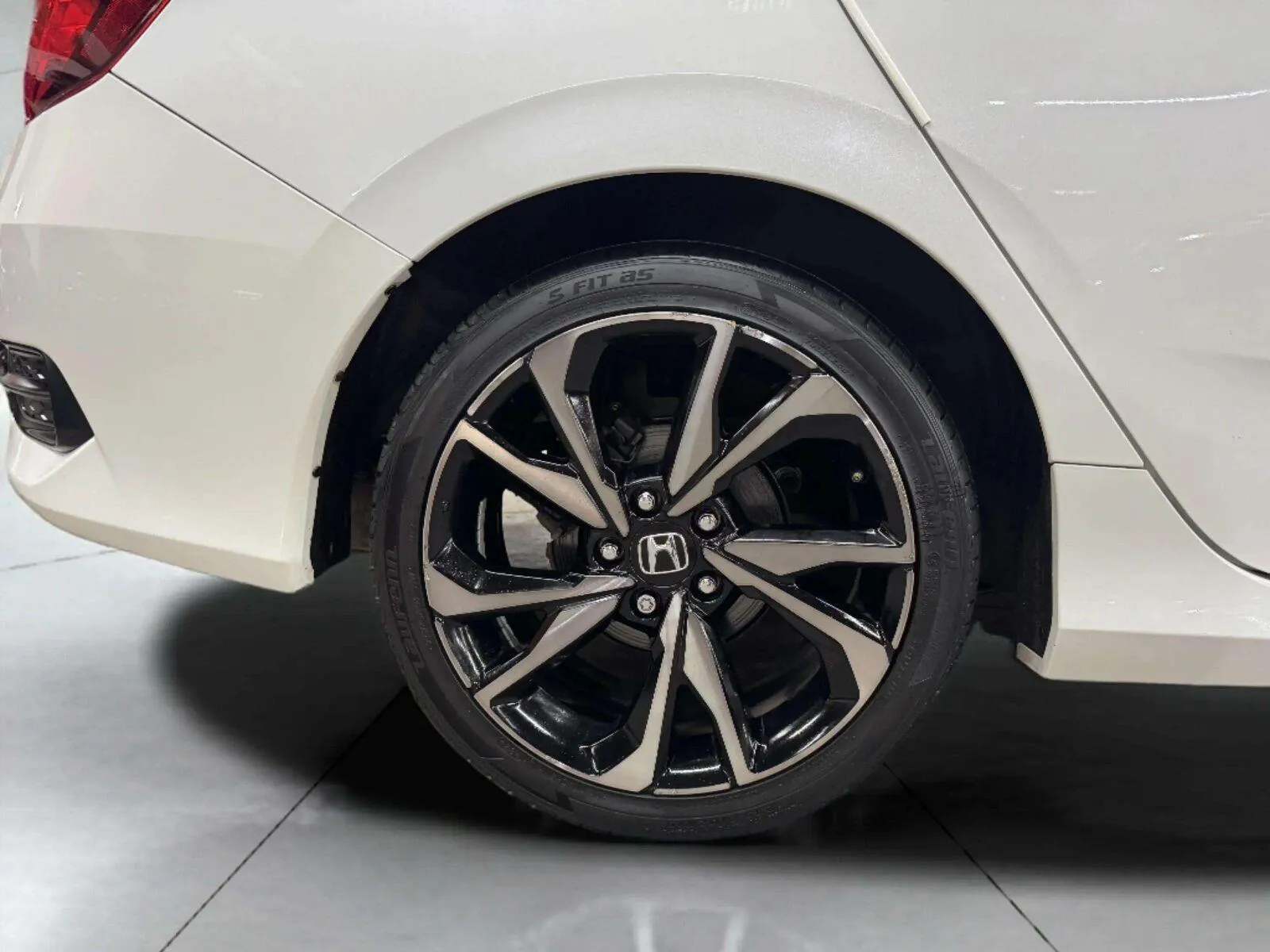 Honda Civic photo 41