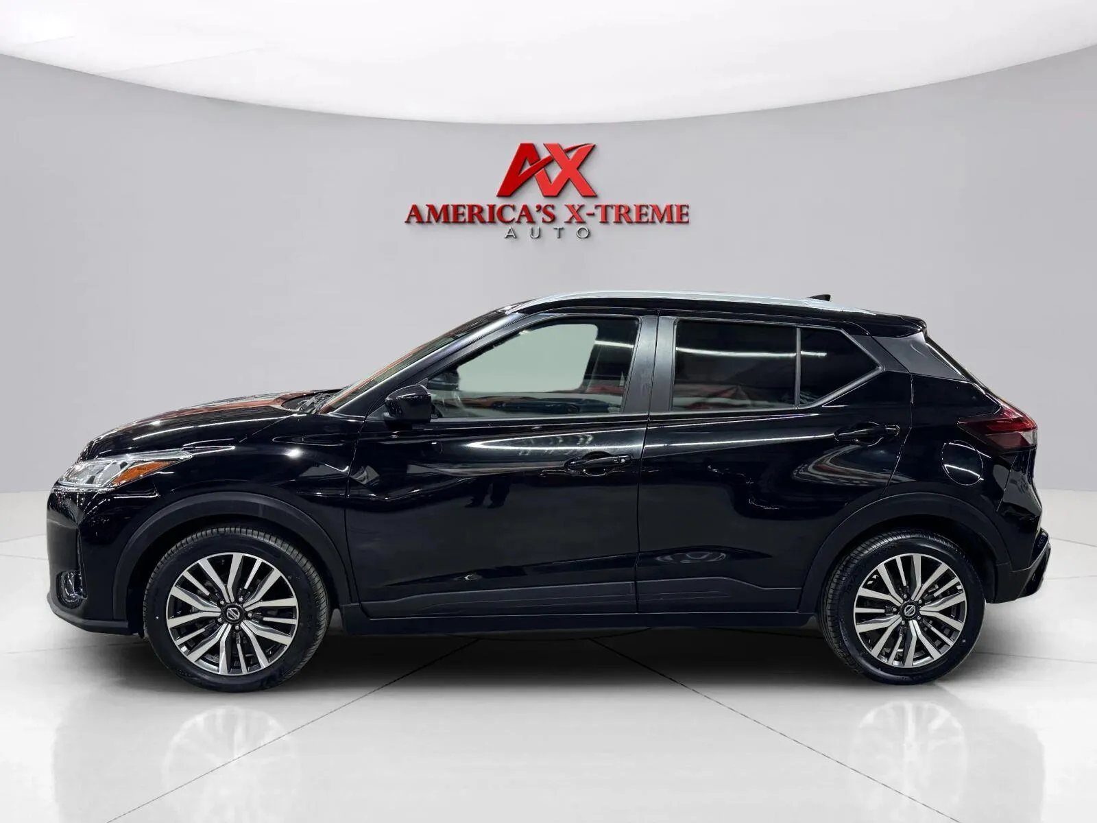 Nissan Kicks photo 4
