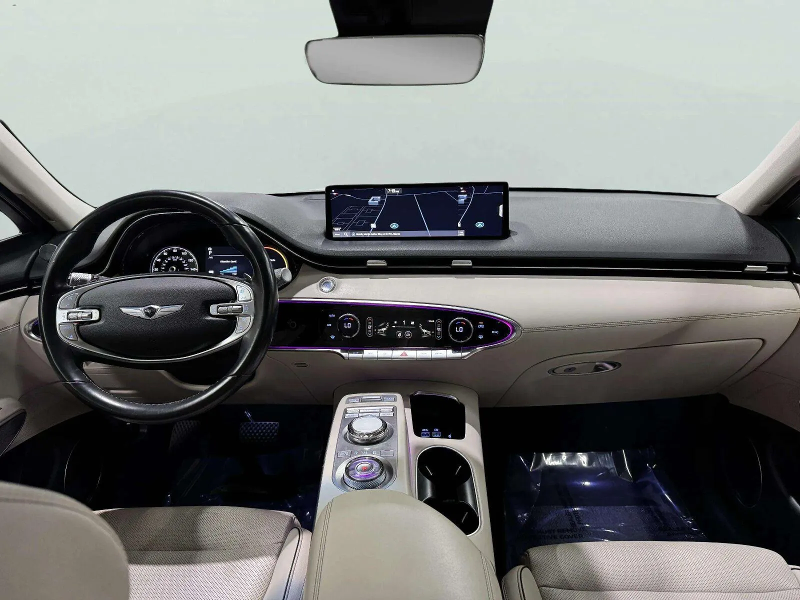Genesis GV70 photo 39