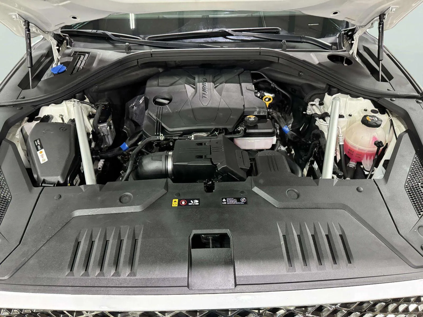 Genesis GV70 photo 59