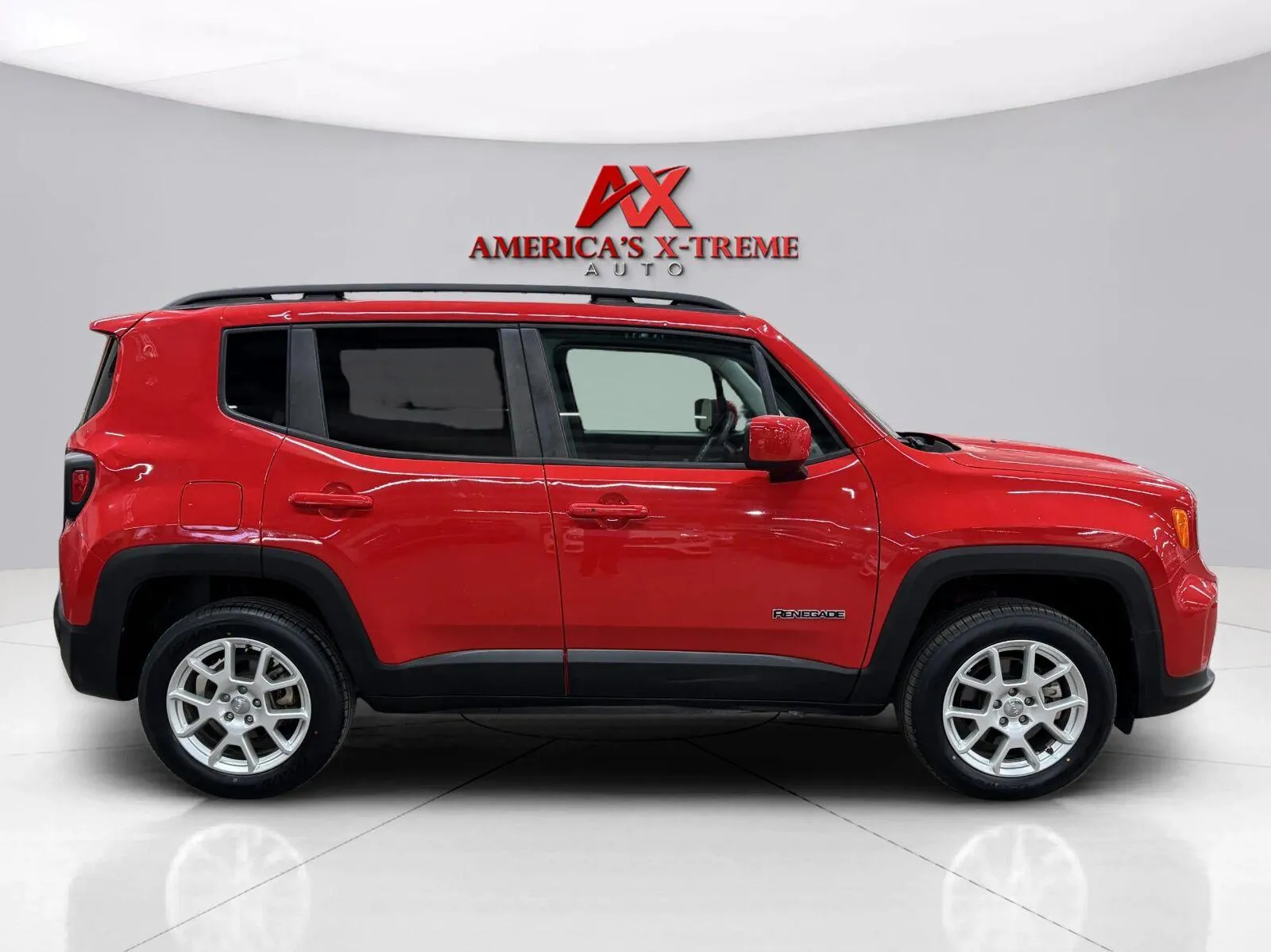 Jeep Renegade photo 8