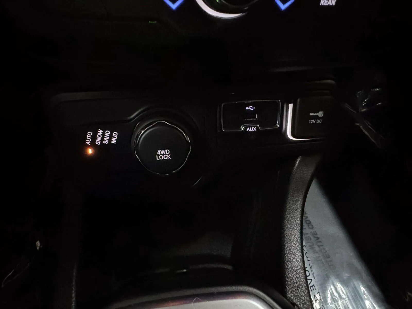 Jeep Renegade photo 35