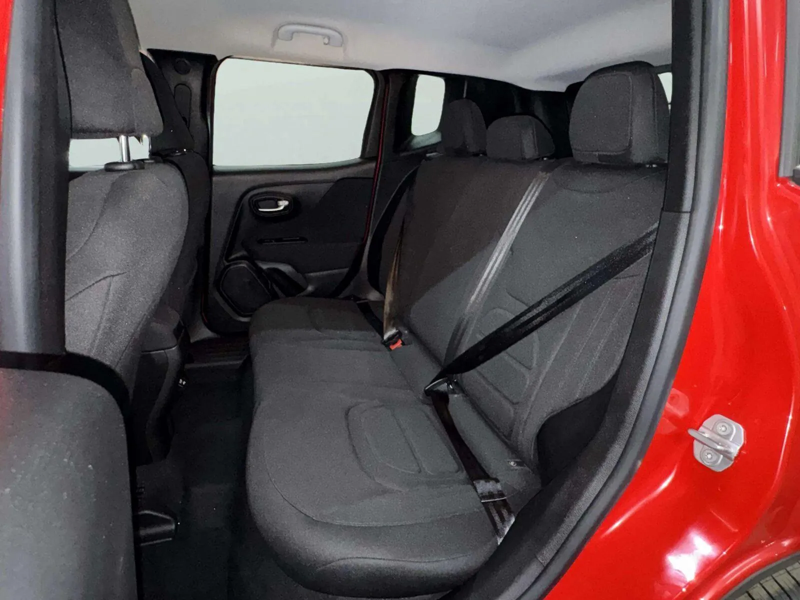 Jeep Renegade photo 41