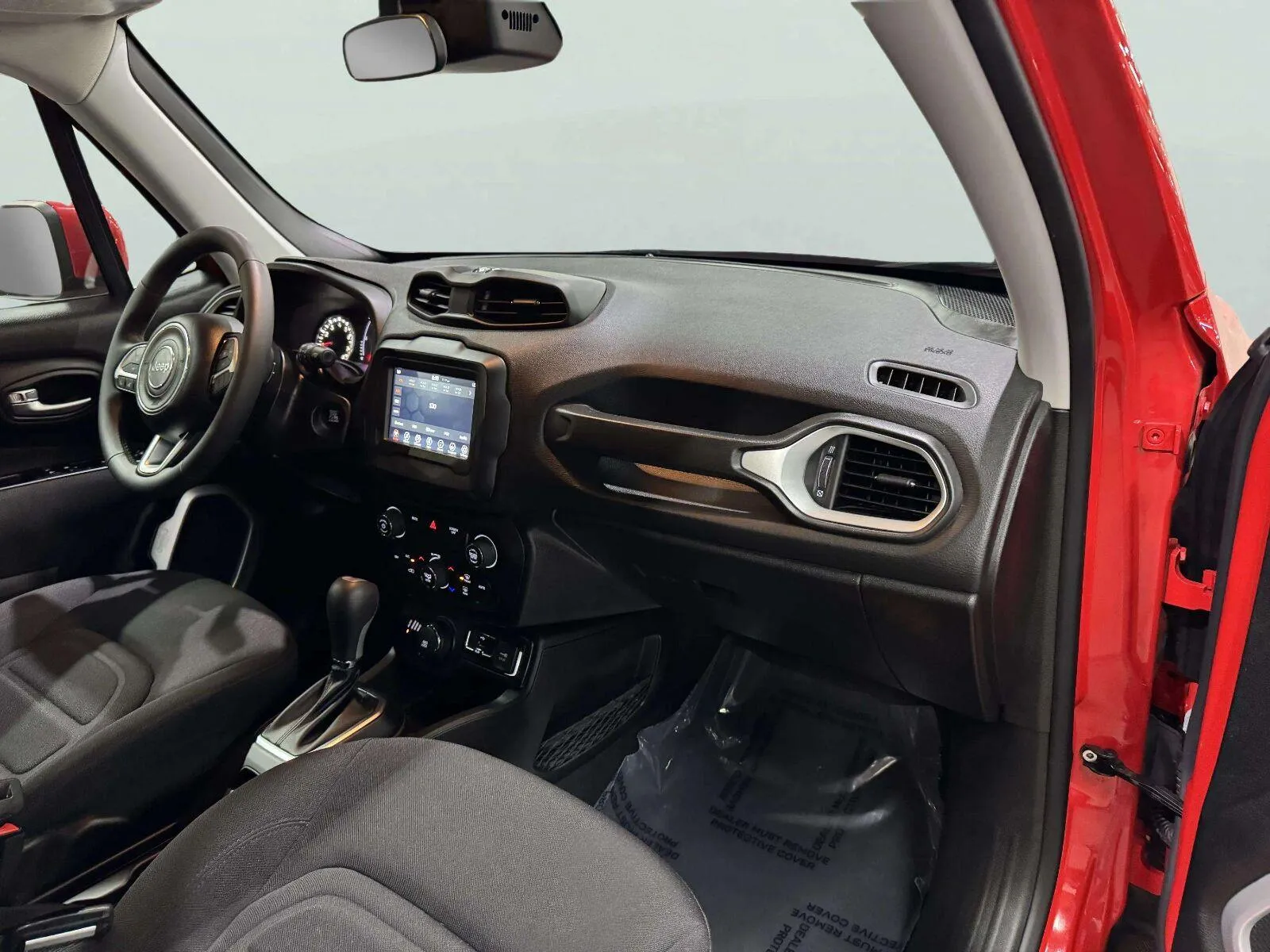 Jeep Renegade photo 53