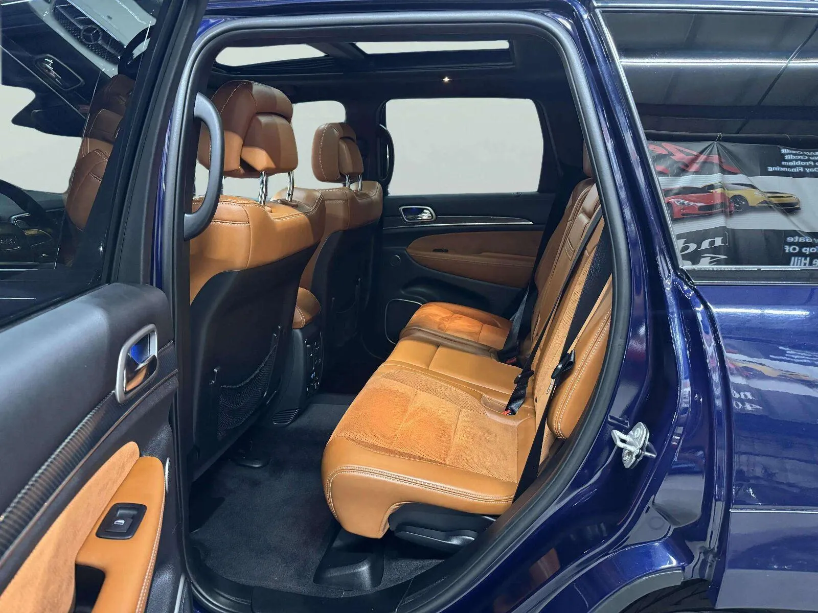 Jeep Grand Cherokee photo 30
