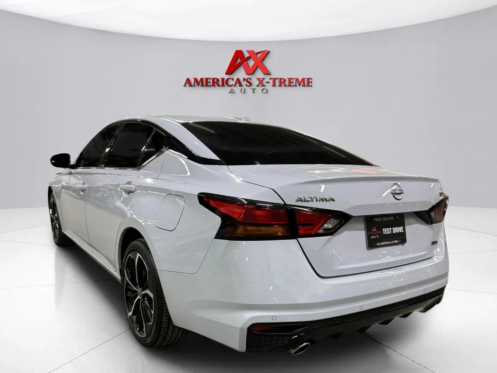 Nissan Altima photo 6