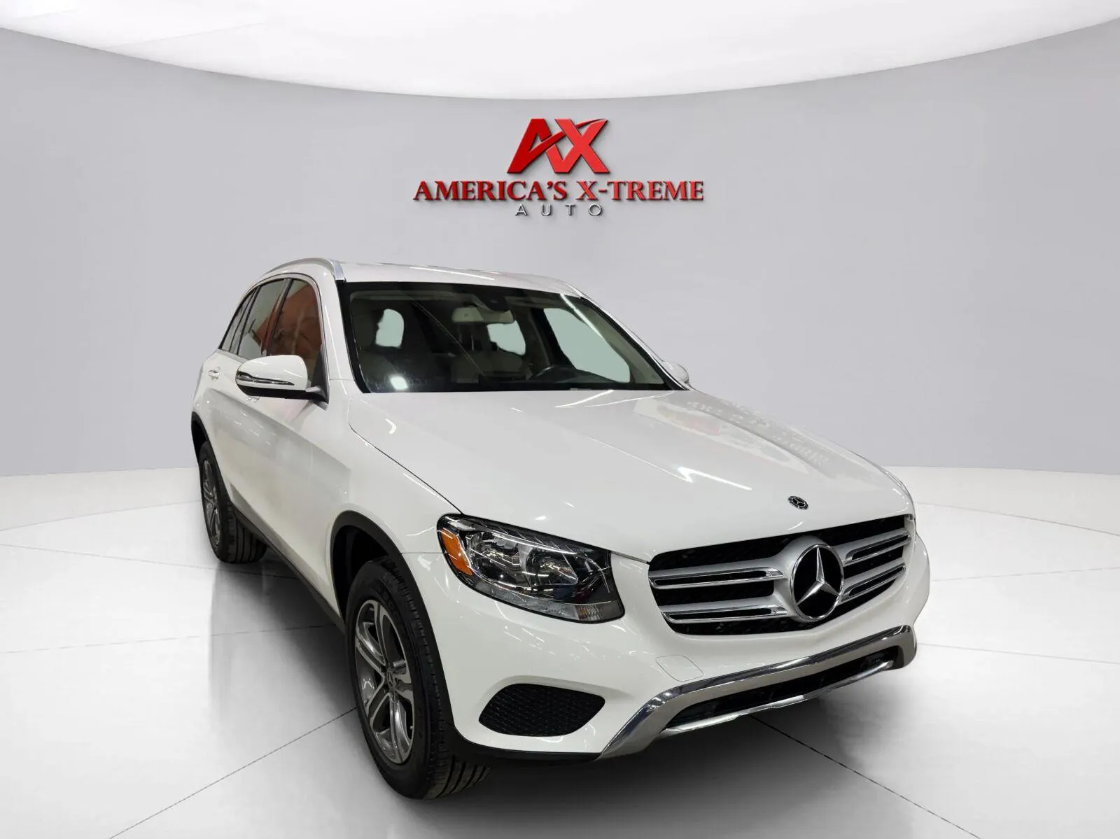 Mercedes-Benz GLC photo 10