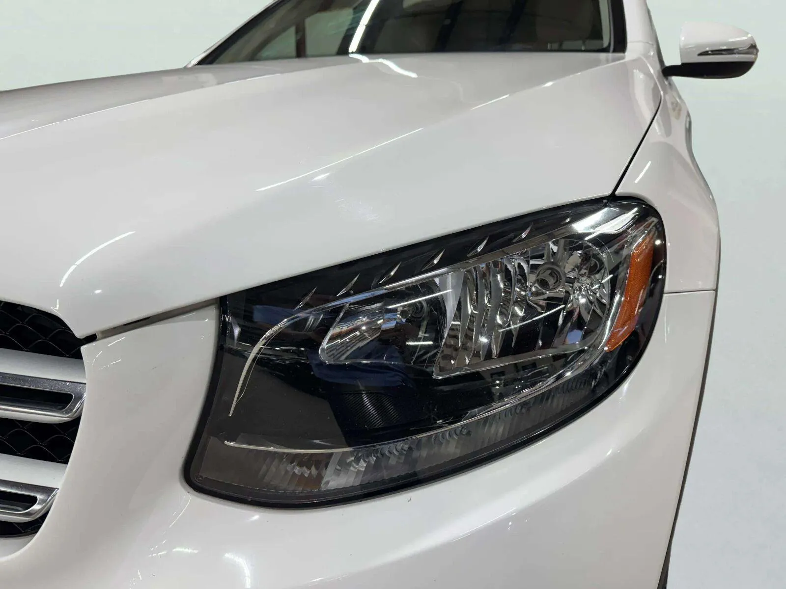 Mercedes-Benz GLC photo 11