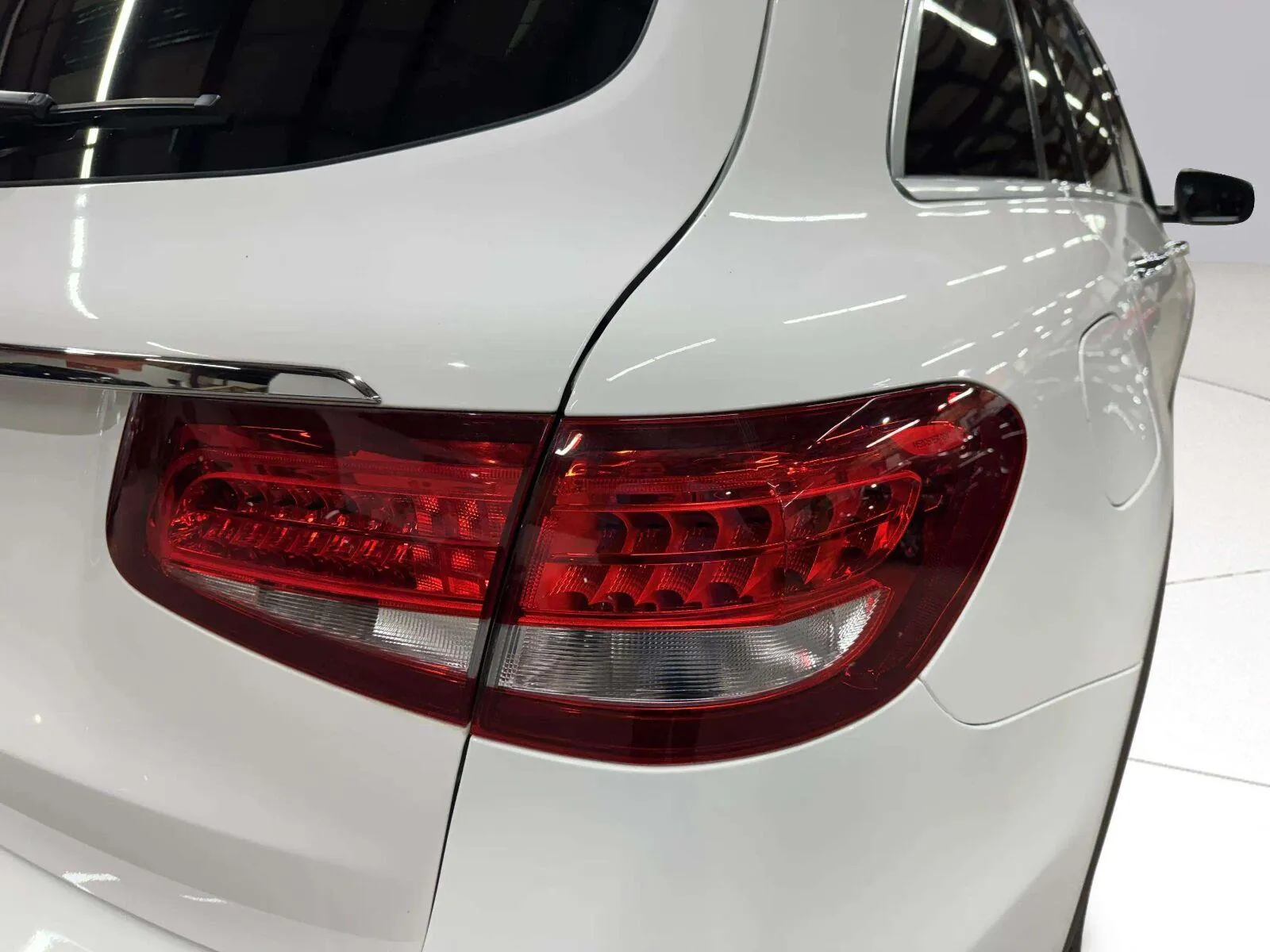 Mercedes-Benz GLC photo 14