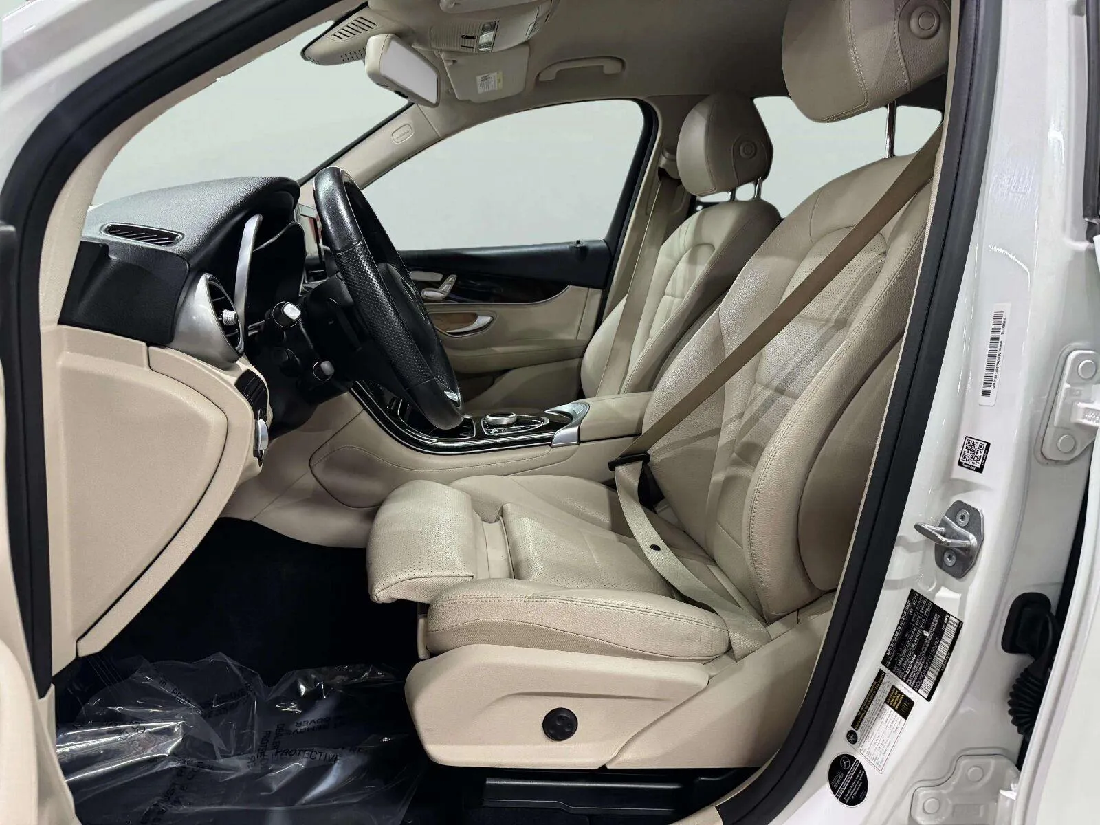 Mercedes-Benz GLC photo 27