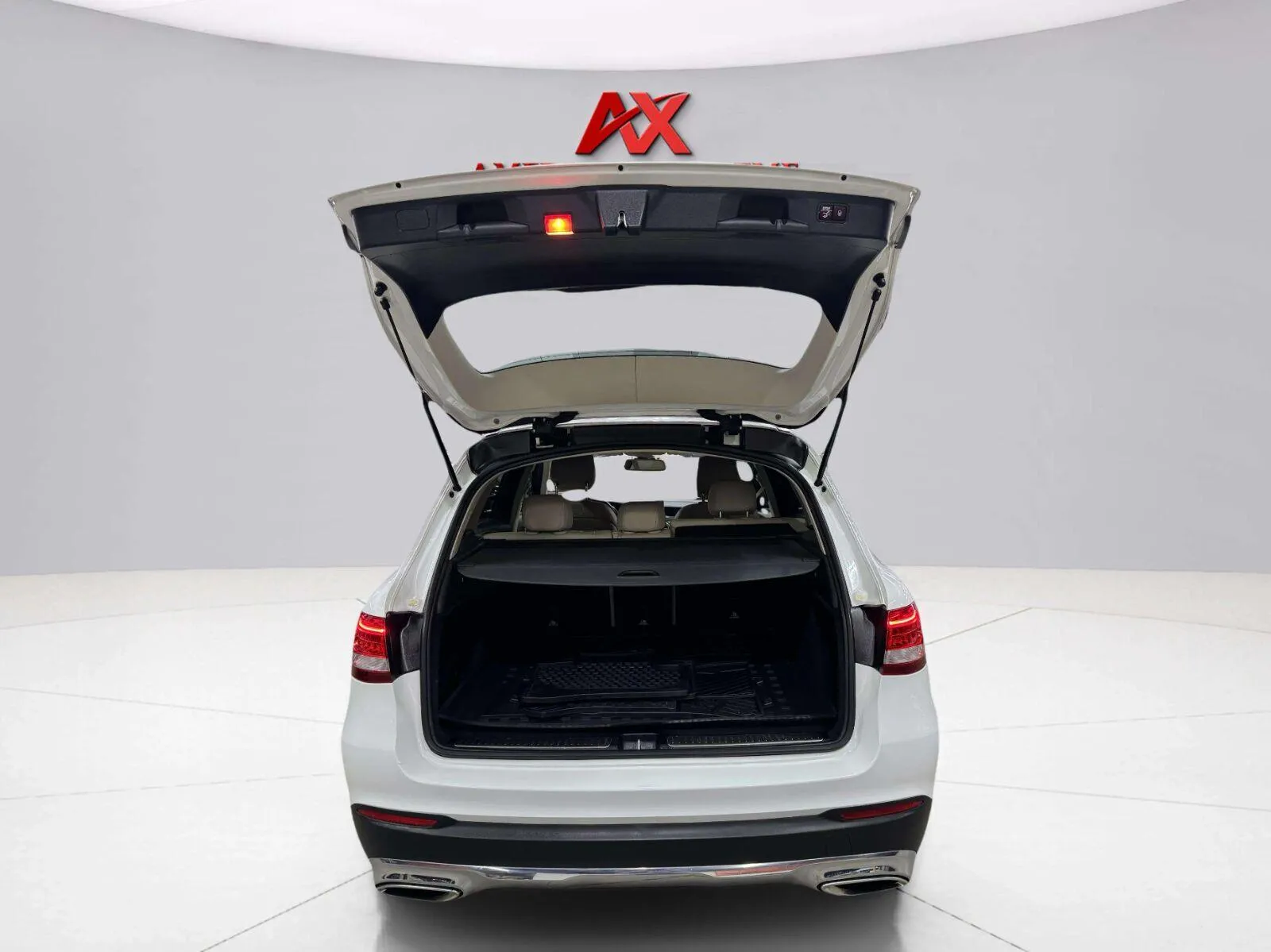 Mercedes-Benz GLC photo 45