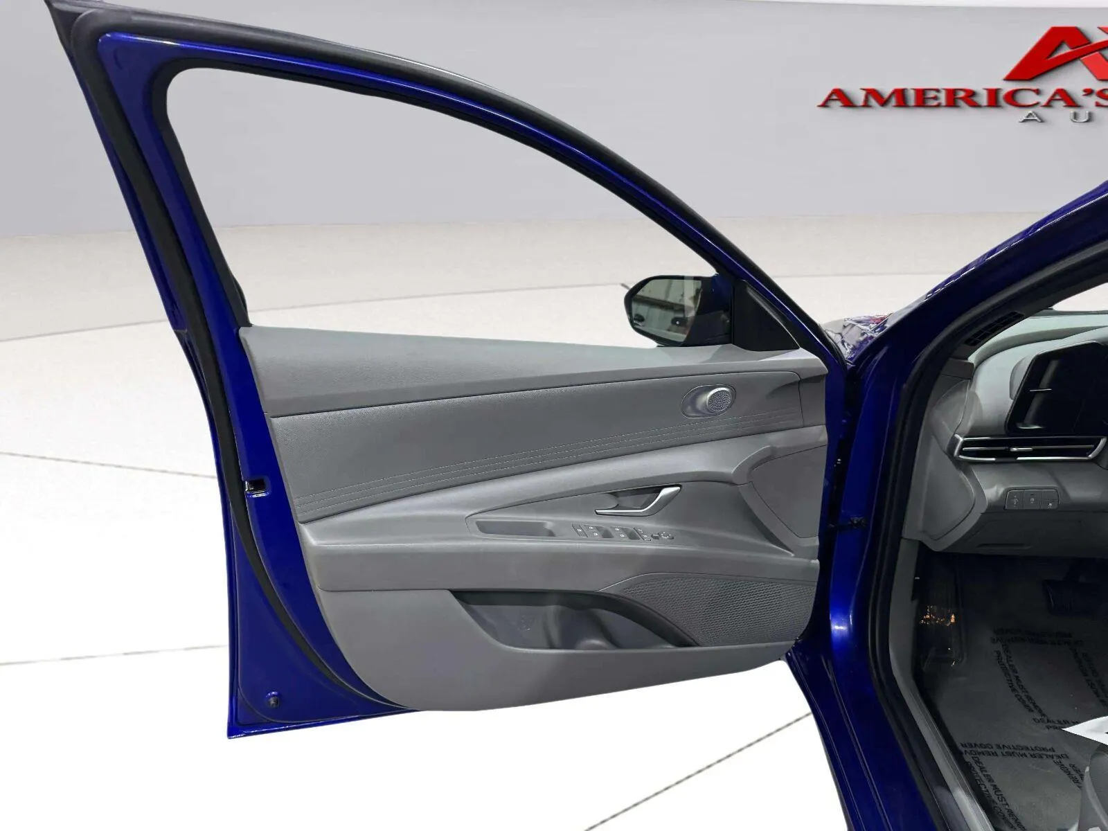 Hyundai Elantra photo 19