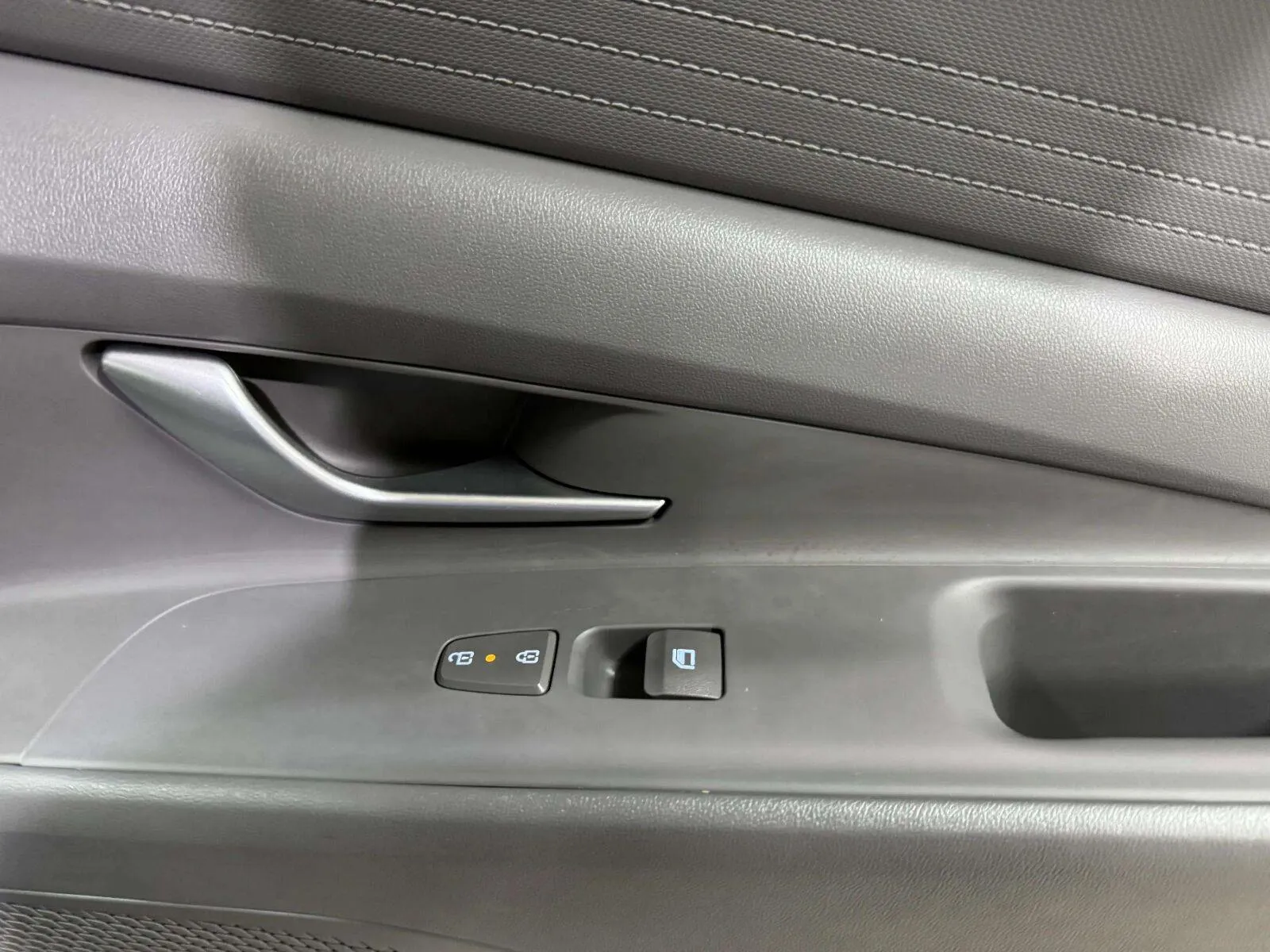 Hyundai Elantra photo 47
