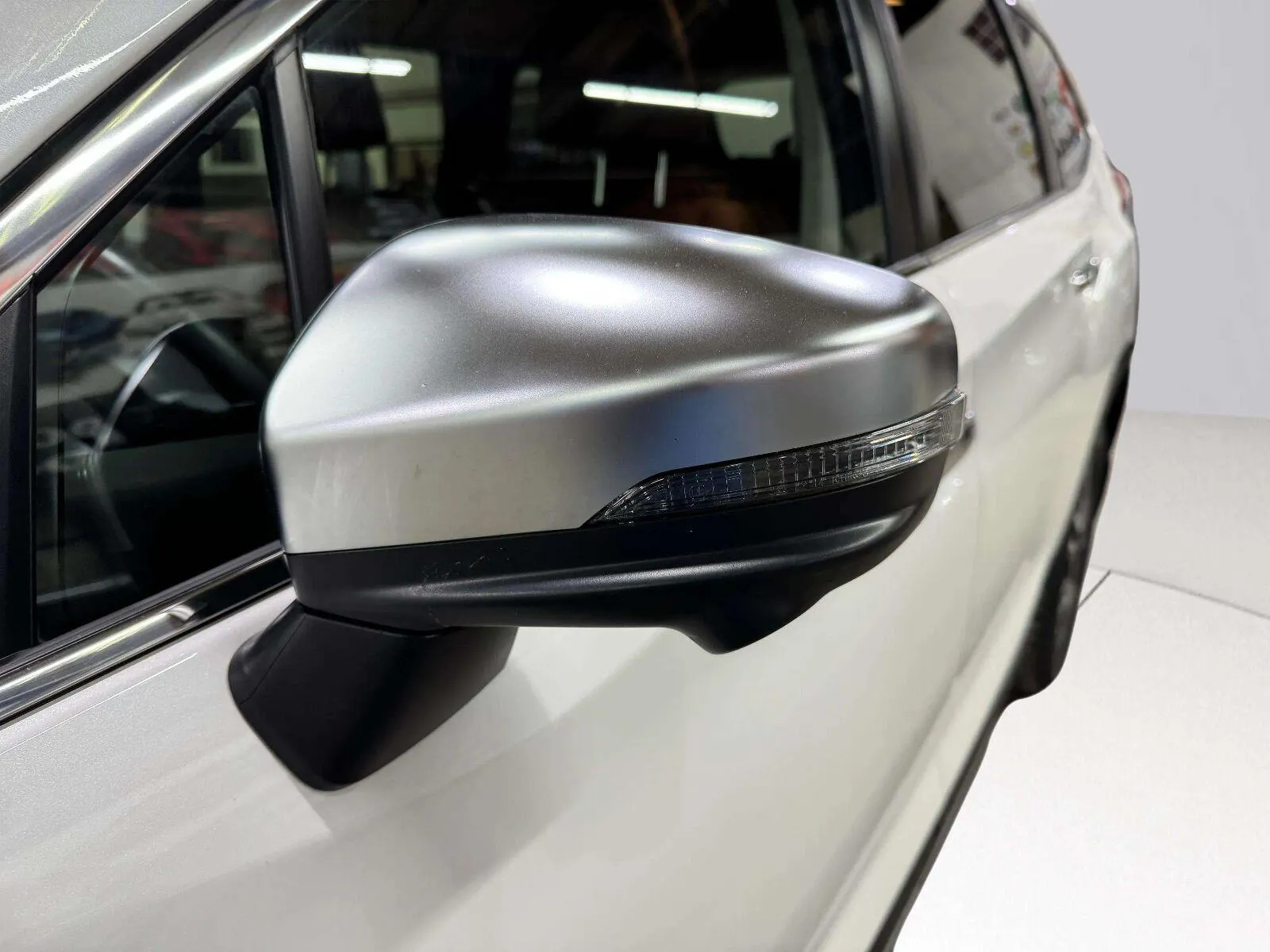 Subaru Ascent photo 9