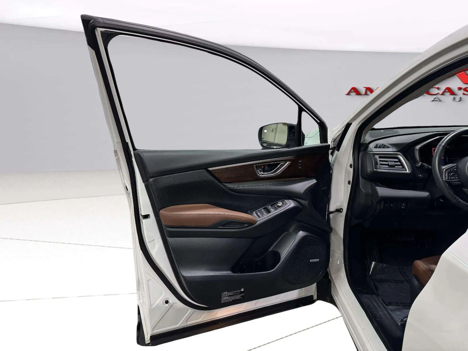 Subaru Ascent photo 19
