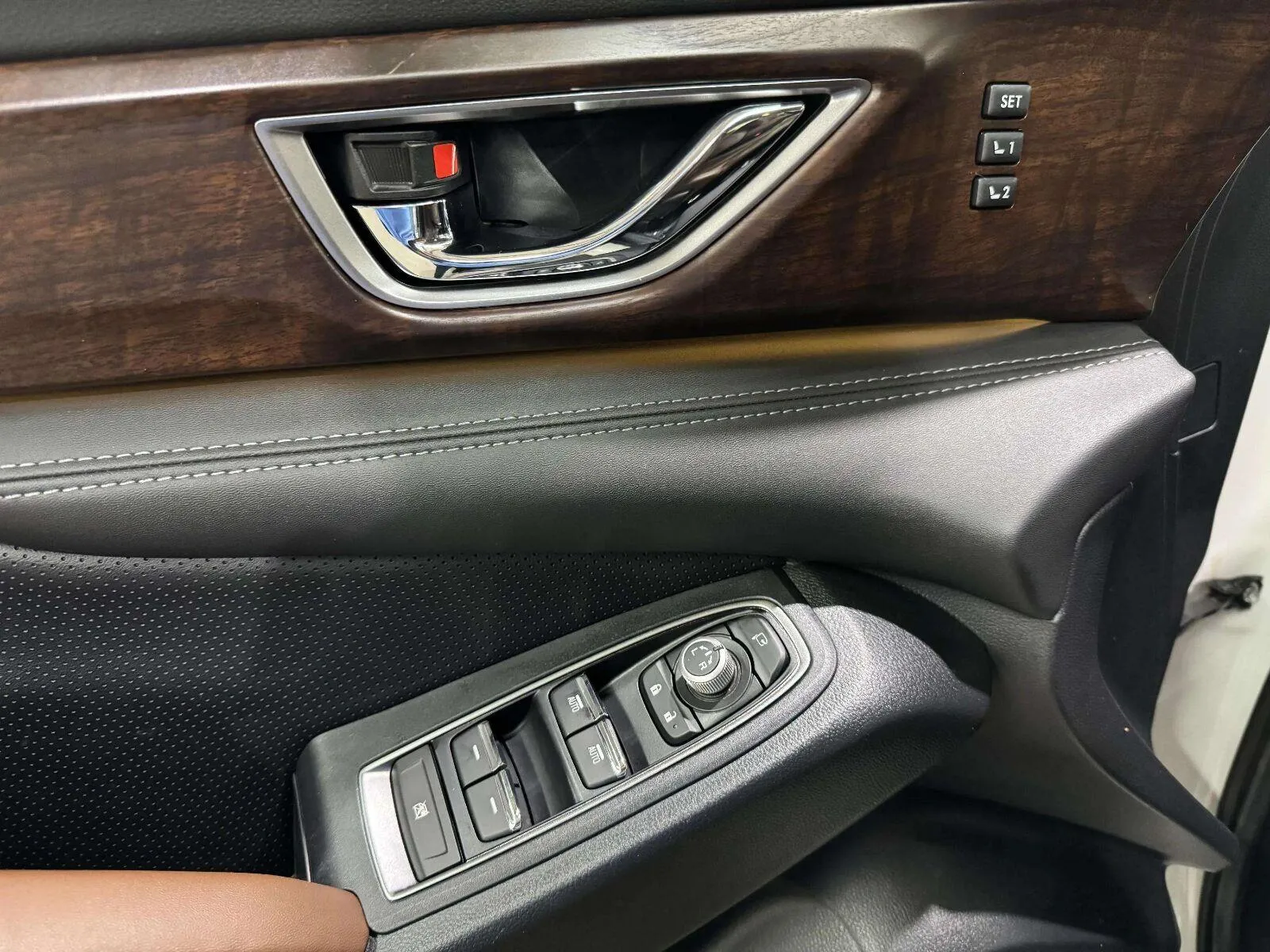 Subaru Ascent photo 20