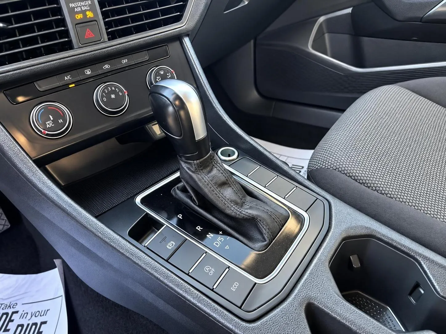 Volkswagen Jetta photo 12