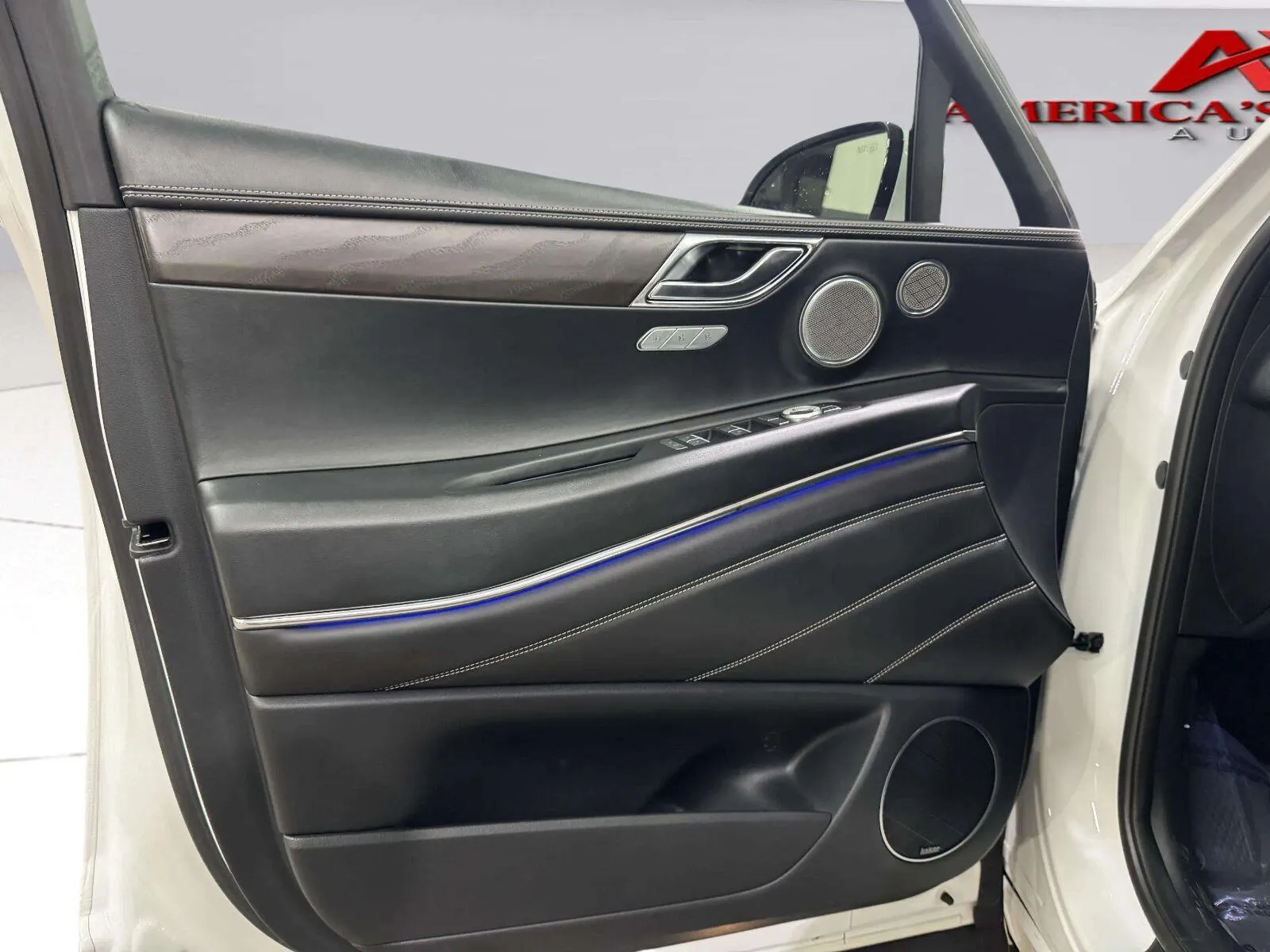 Genesis GV80 photo 18