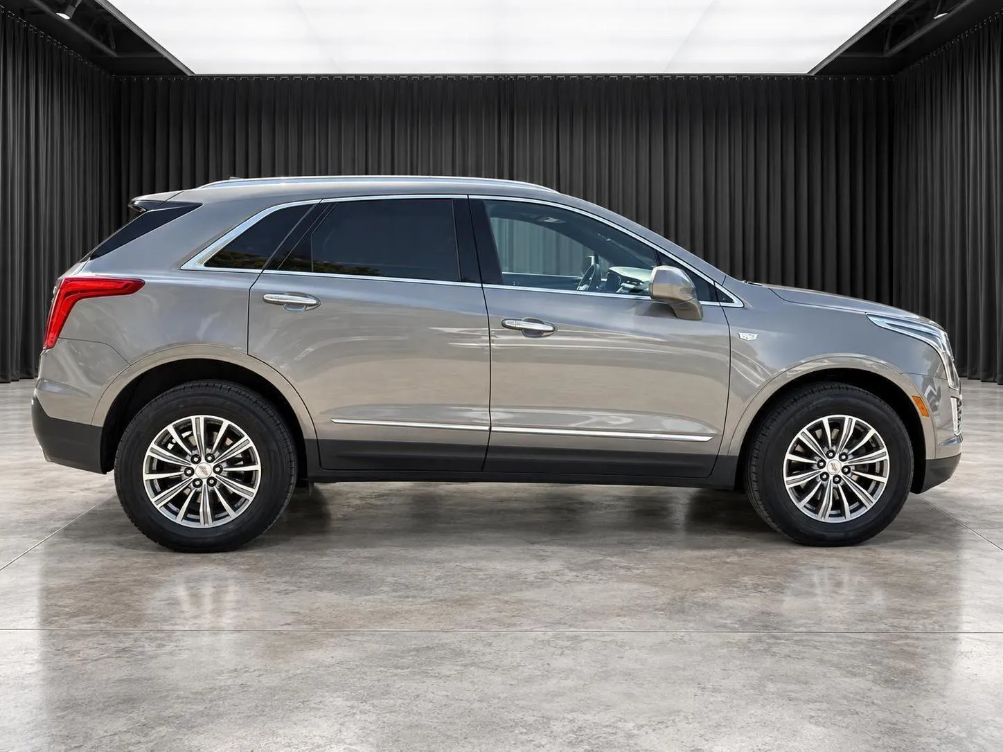 Cadillac XT5 photo 7